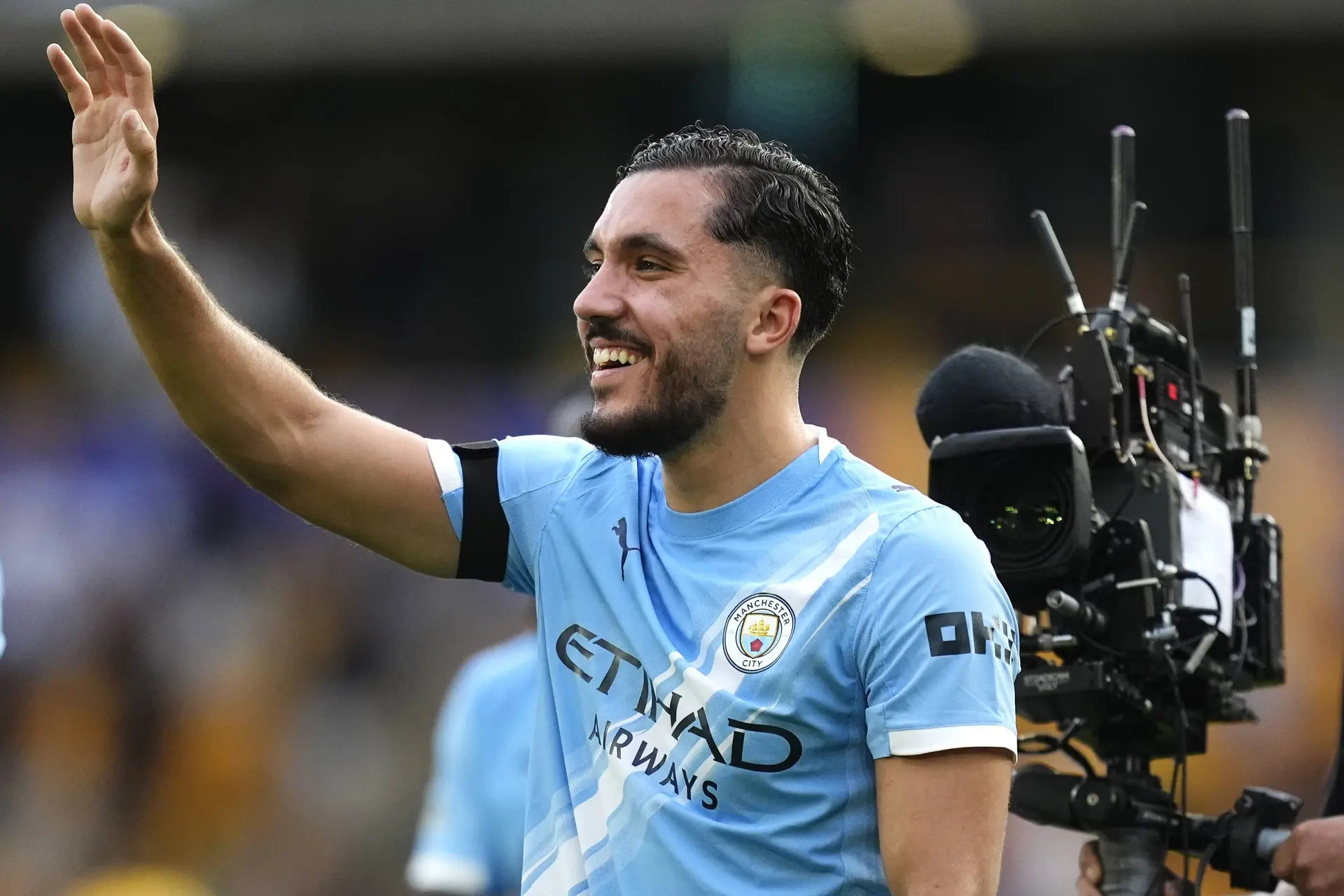 La fiche de paye de Cherki fuite à Manchester City
