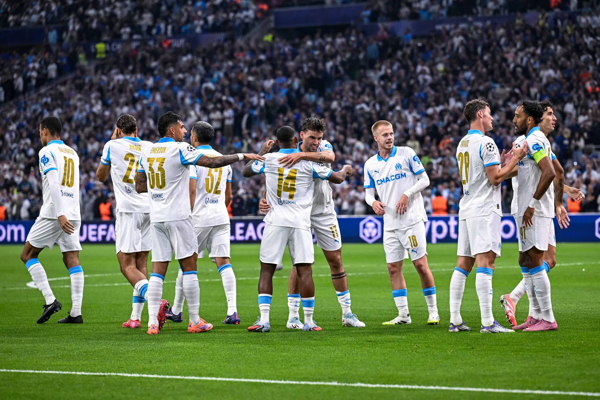 OM : Pierre Ménès retourne sa veste sur Longoria
