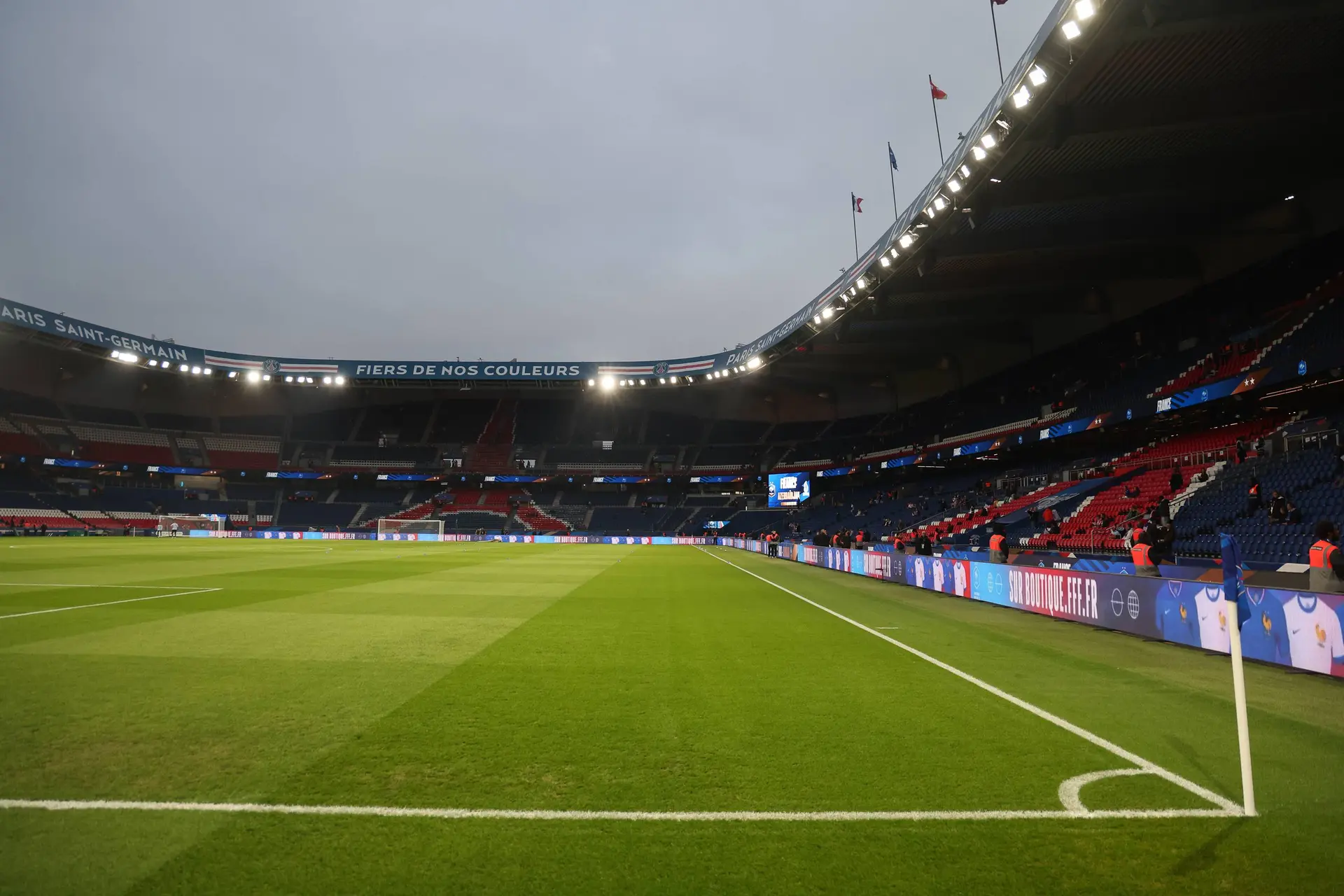 Le PSG annonce du jamais vu contre le Paris FC