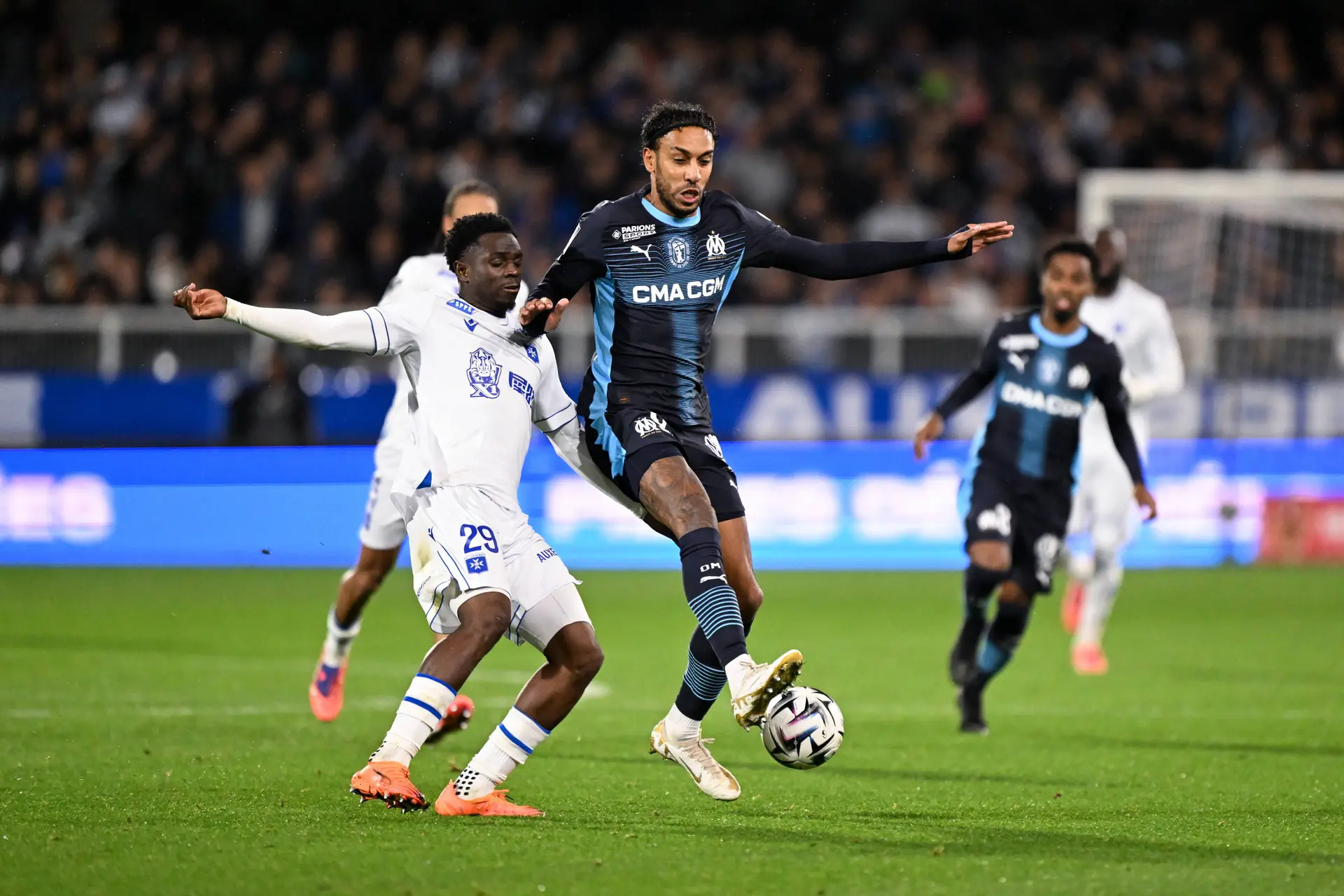 L1 : En souffrance, l'OM récupère la 2e place