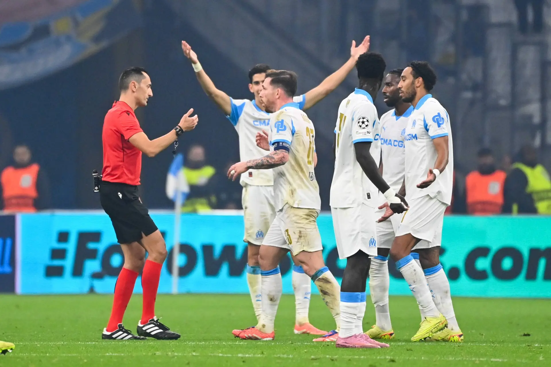 OM : L’arbitre a été parfait, Pierre Ménès le félicite