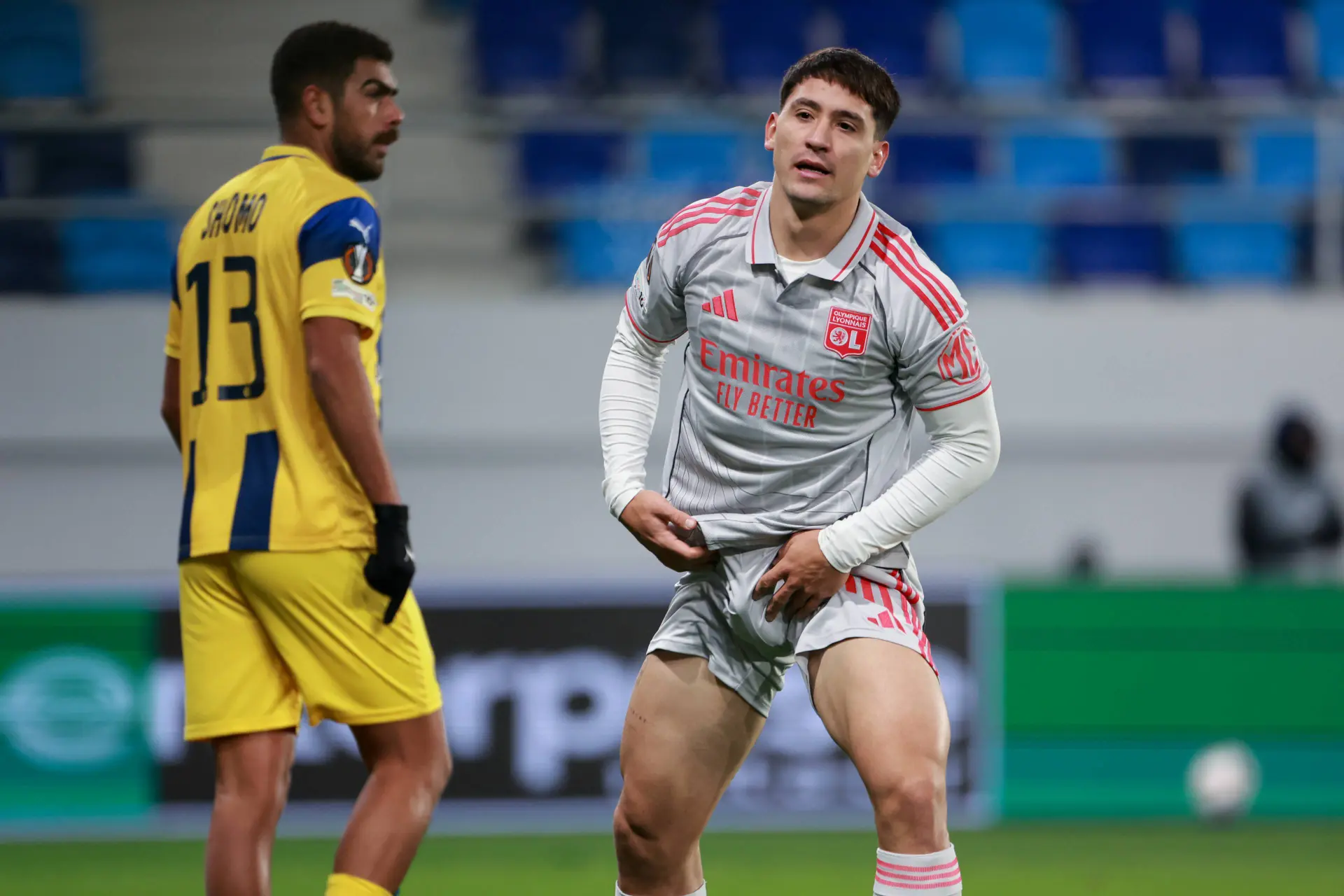 OL : Martin Satriano est muet, Lyon ne le menace pas