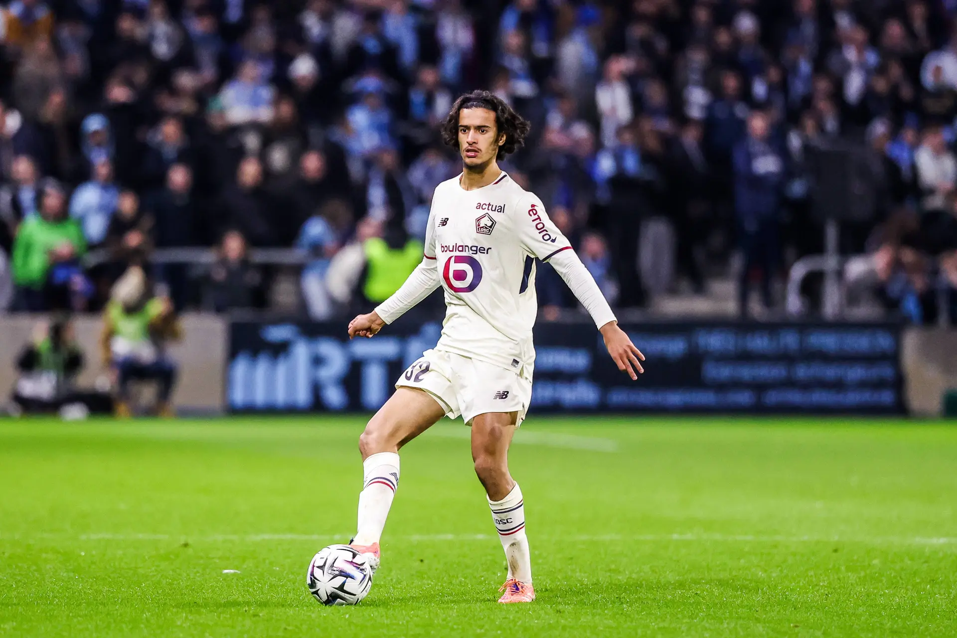 Transfert à 40 ME, Bouaddi arrive au PSG