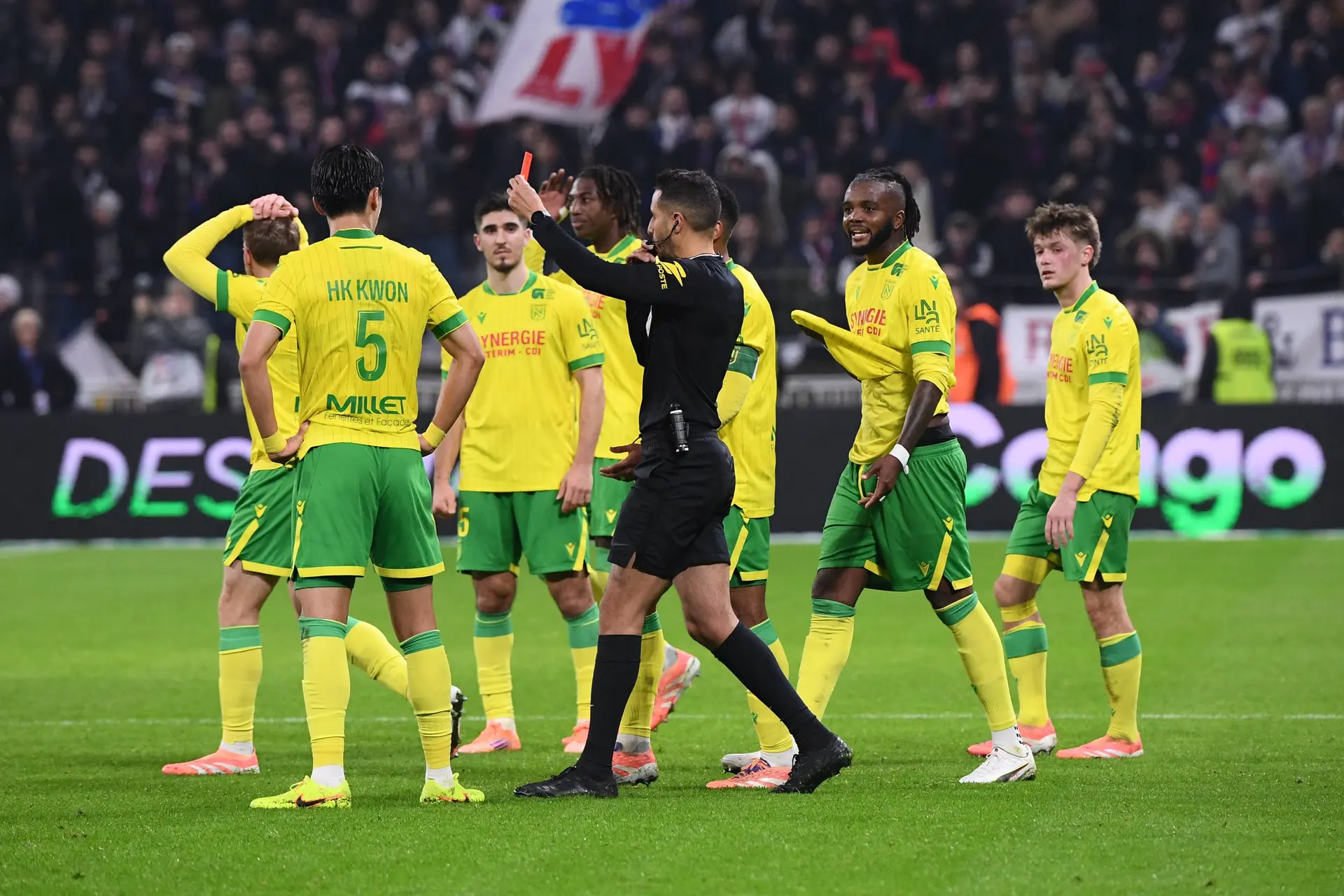L'OL avantagé par l'arbitrage, L'Equipe du Soir a tranché