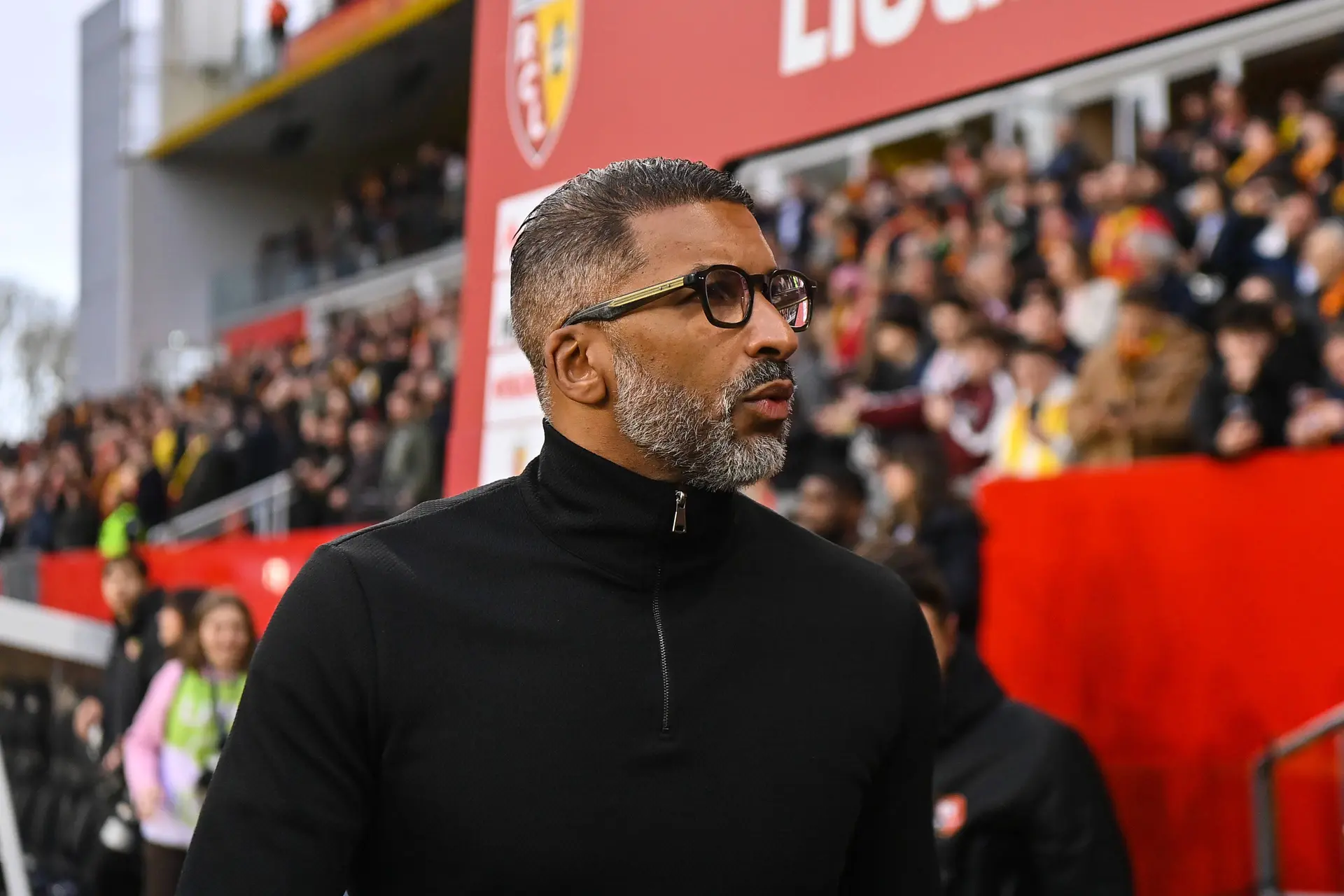 Beye dans le vestiaire de l'OM, il annonce un gros problème