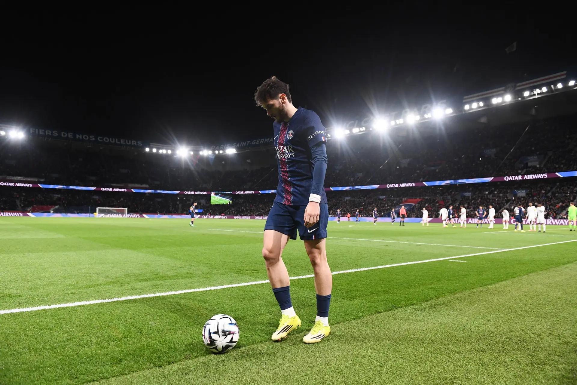 Kvaratskhelia, le départ surprise du PSG