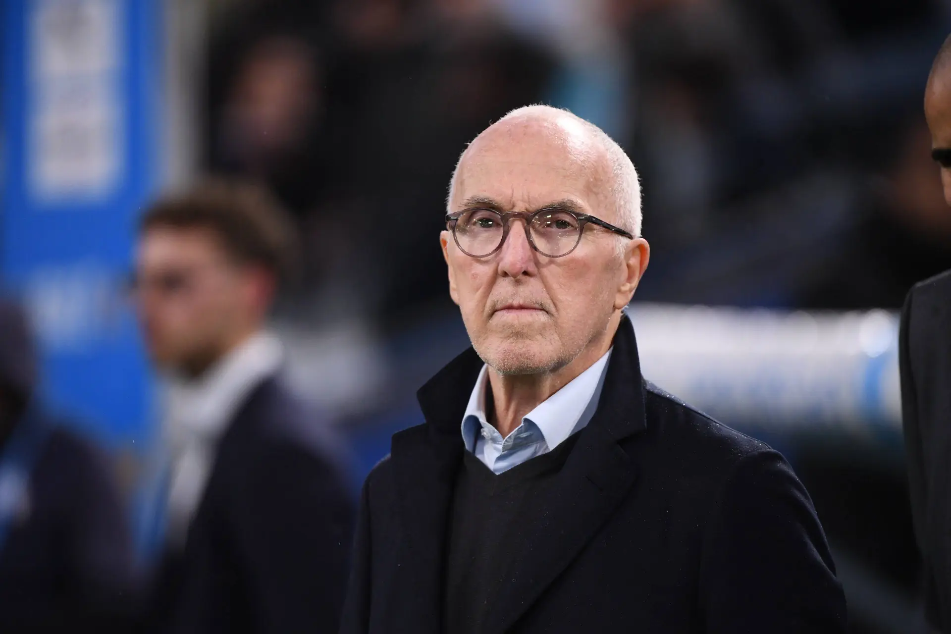 Vente Om Mccourt Signe Un Gros Contrat Tout Est Relance