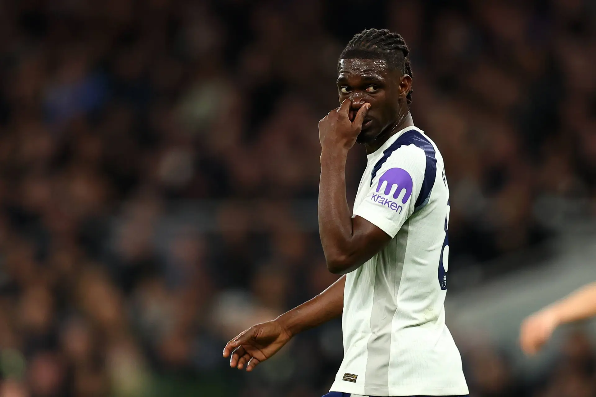 Il passe sa saison à l’infirmerie, l’OM le veut