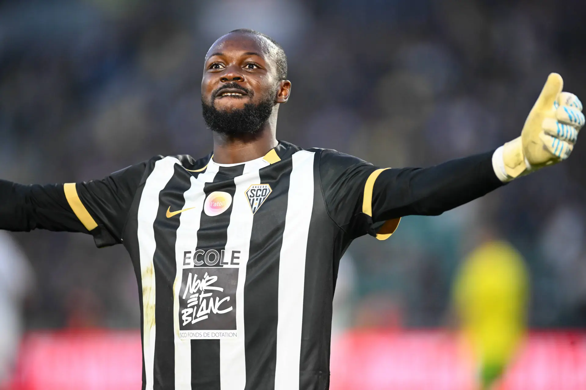 Lens Envoie Herve Koffi En Belgique Officiel