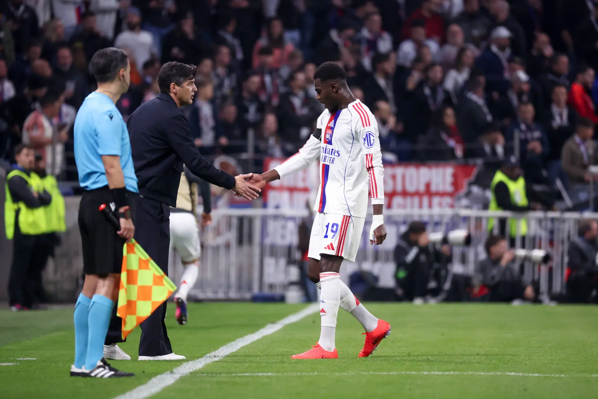 OL : Moussa Niakhaté coûte deux trophées à Lyon