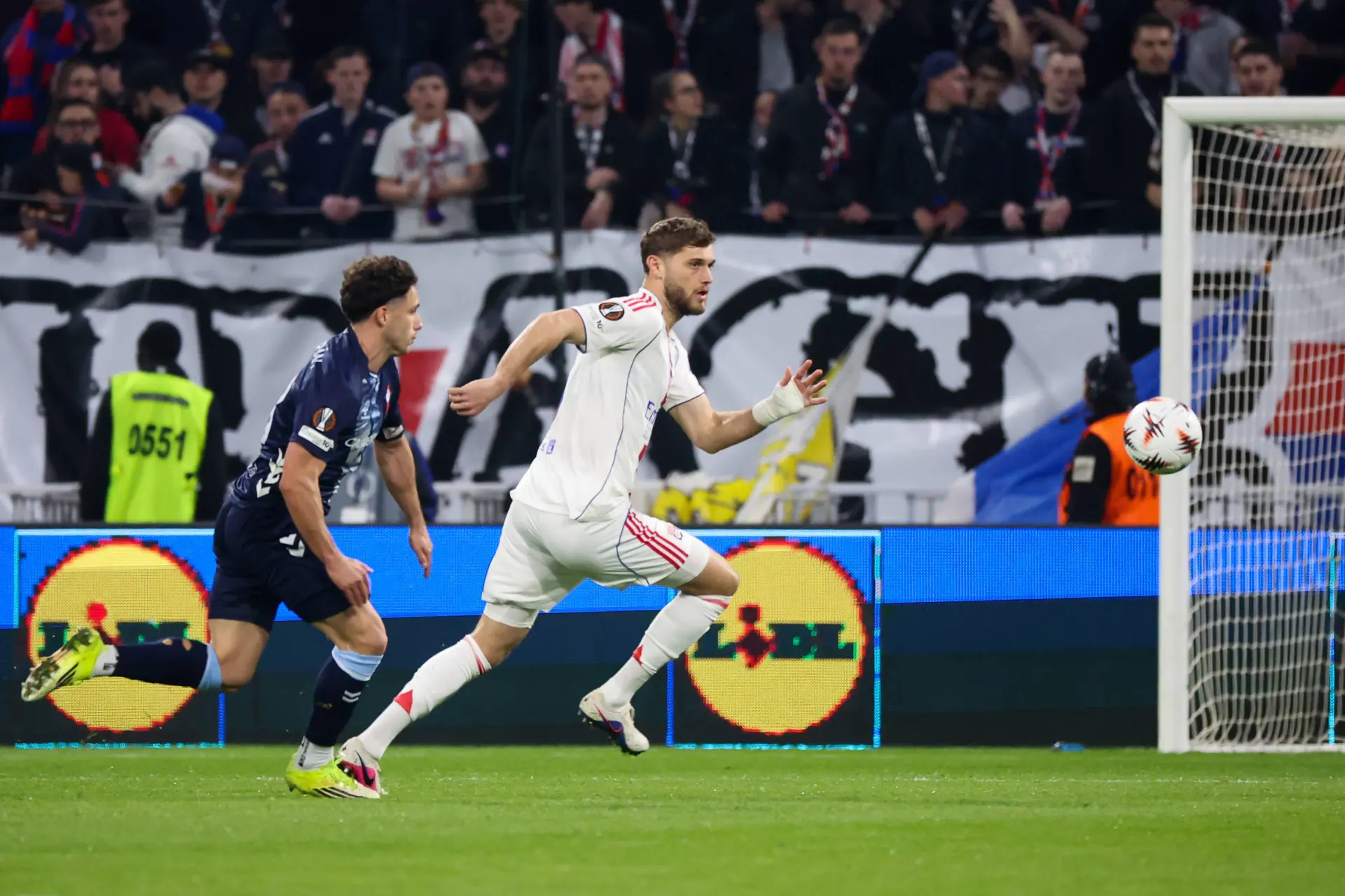 Fiasco pour l’OL, quatre joueurs accusés