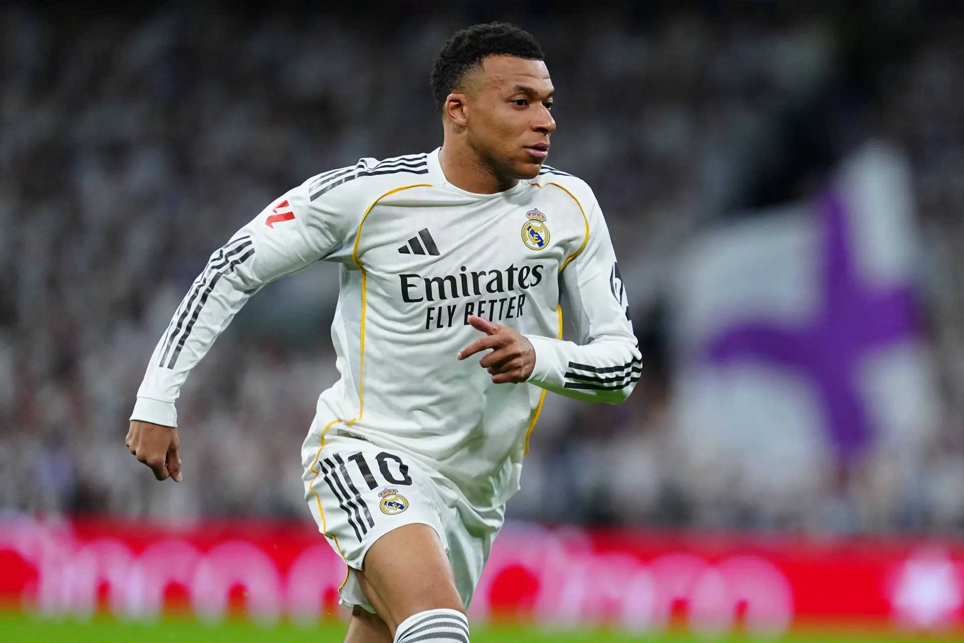 Kylian Mbappé fou de rage, un départ du Real Madrid étudié ?