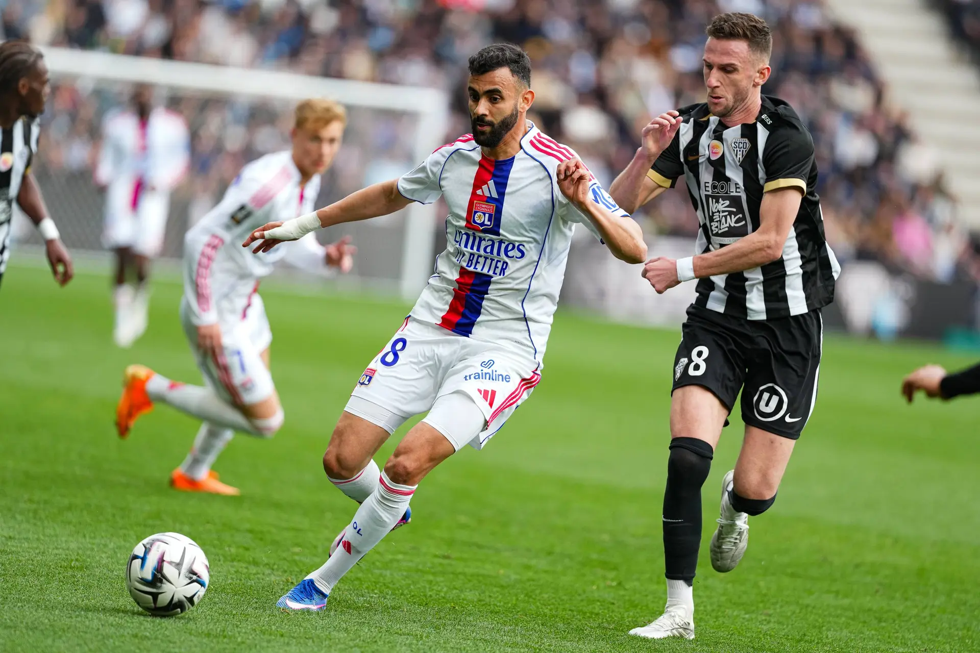 OL : L'échauffement lyonnais à Angers fait polémique