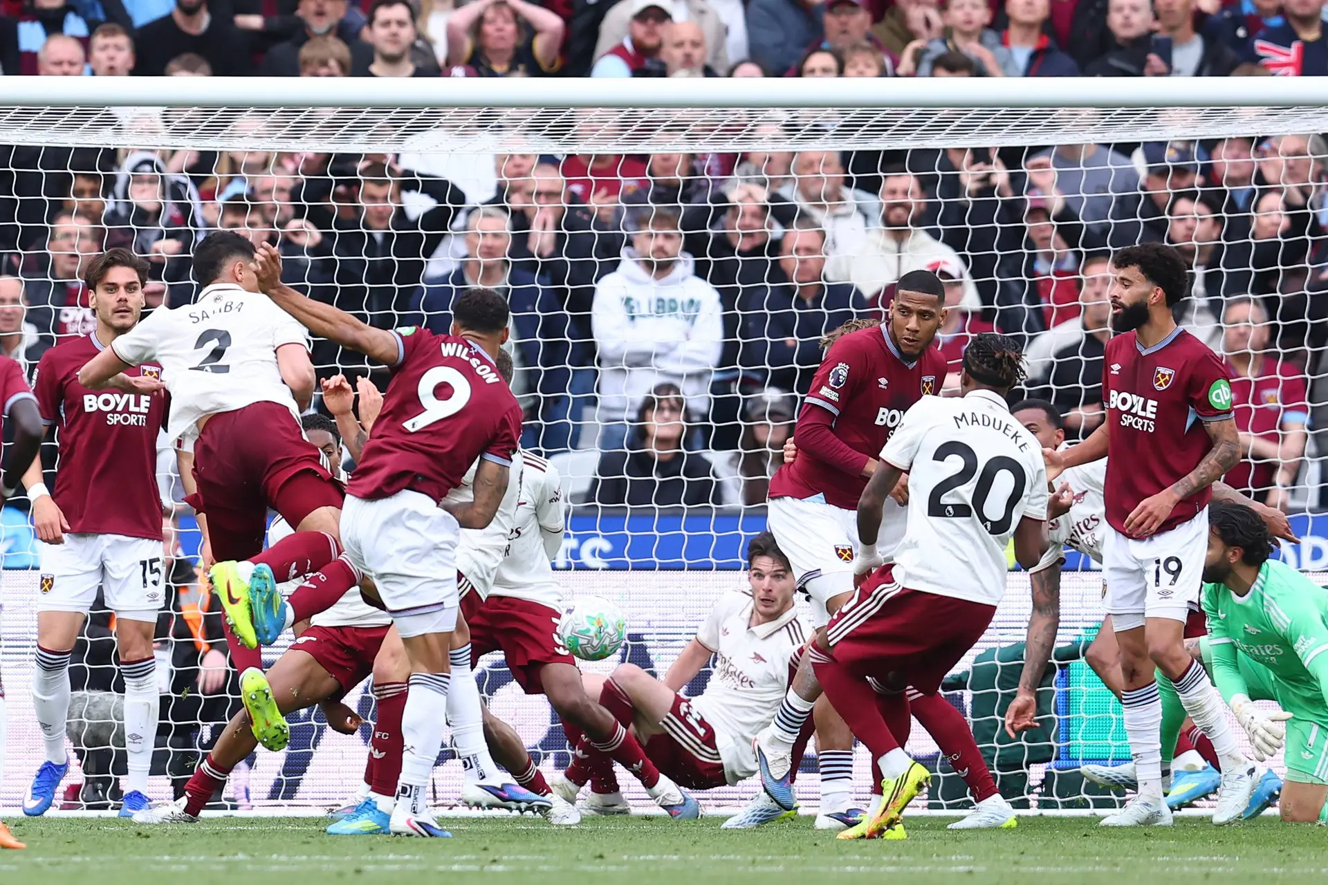 Les corners d'Arsenal, le PSG prend une décision radicale