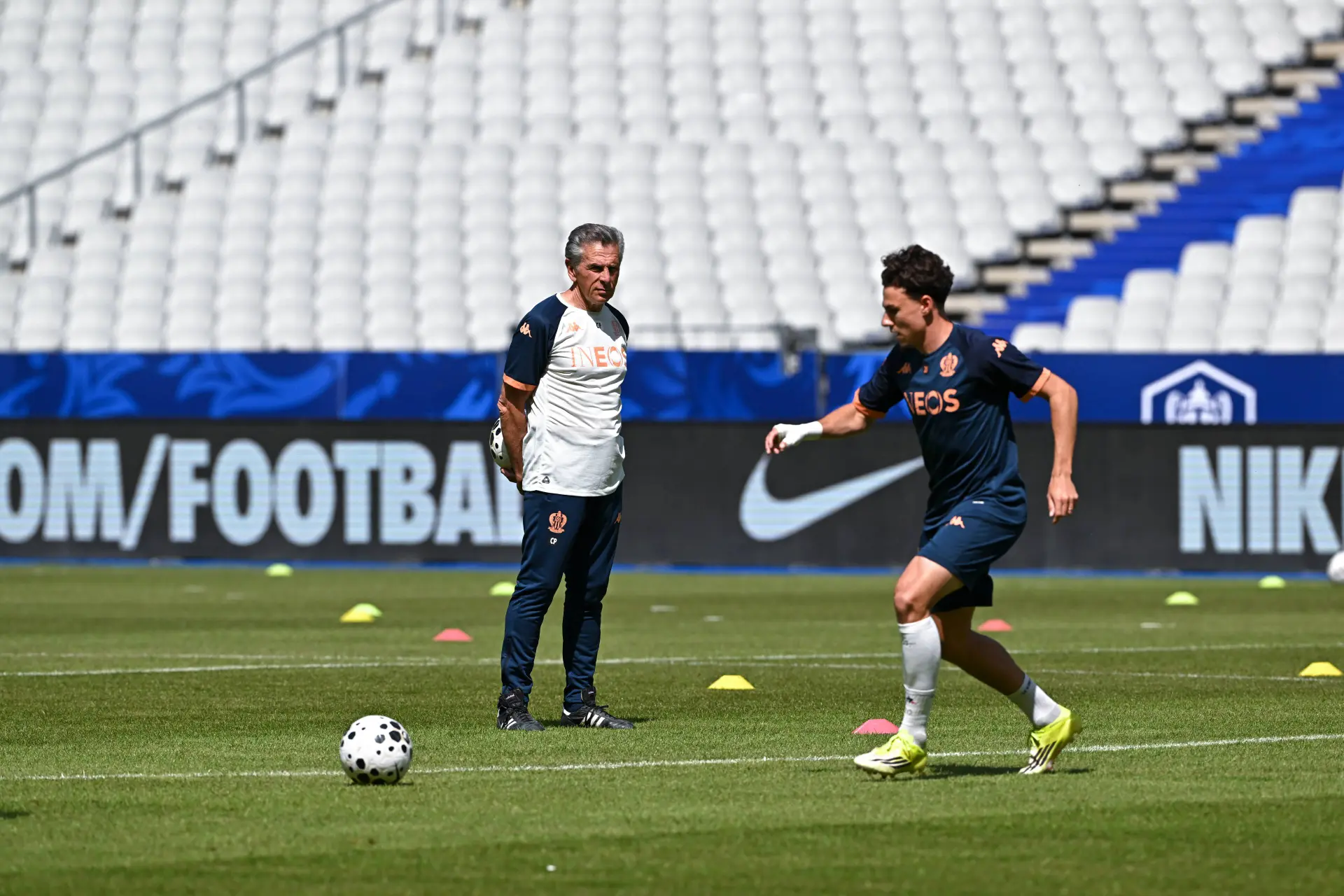 ICONSPORT_366844_0056