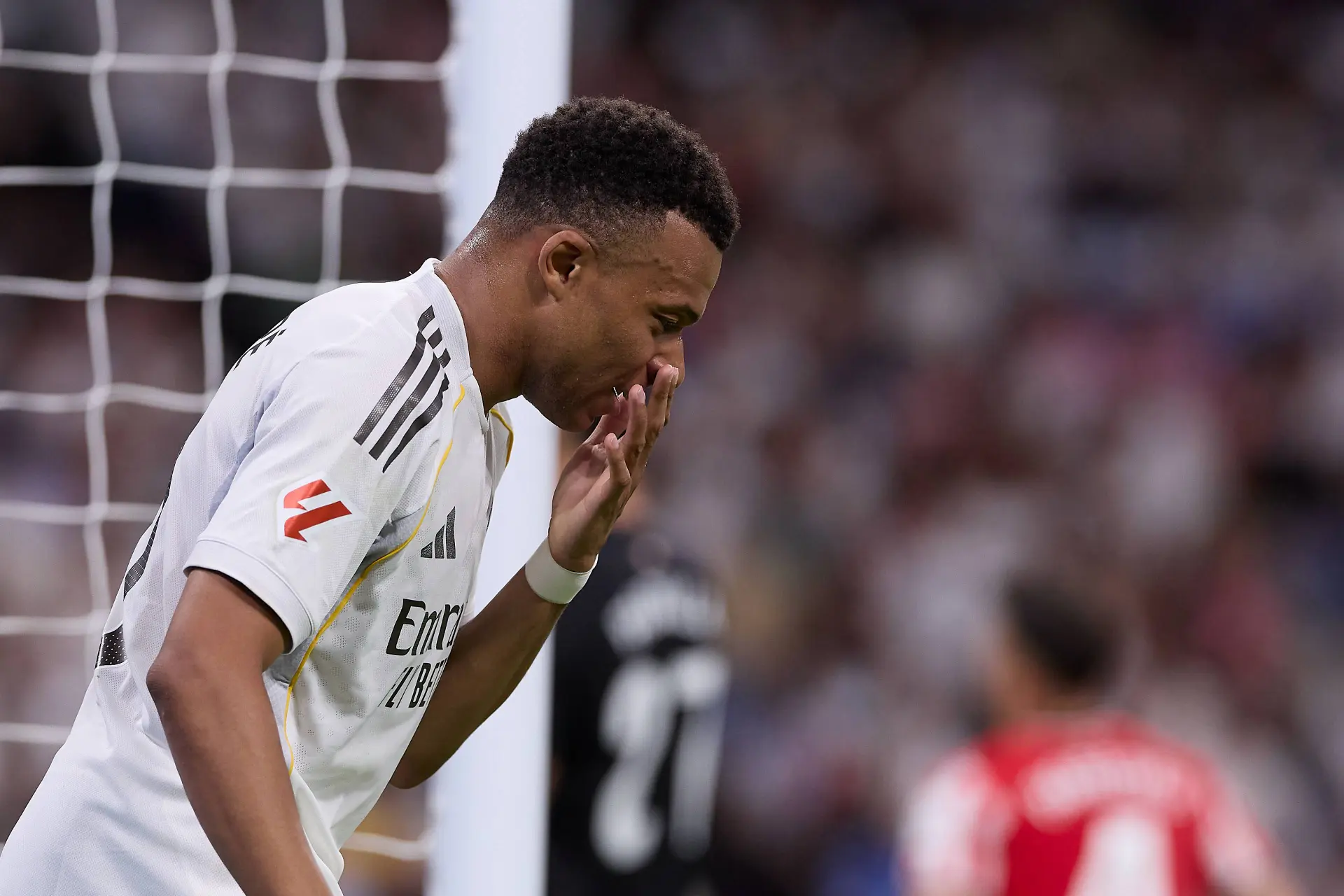 Real Madrid : José Mourinho sanctionne Kylian Mbappé