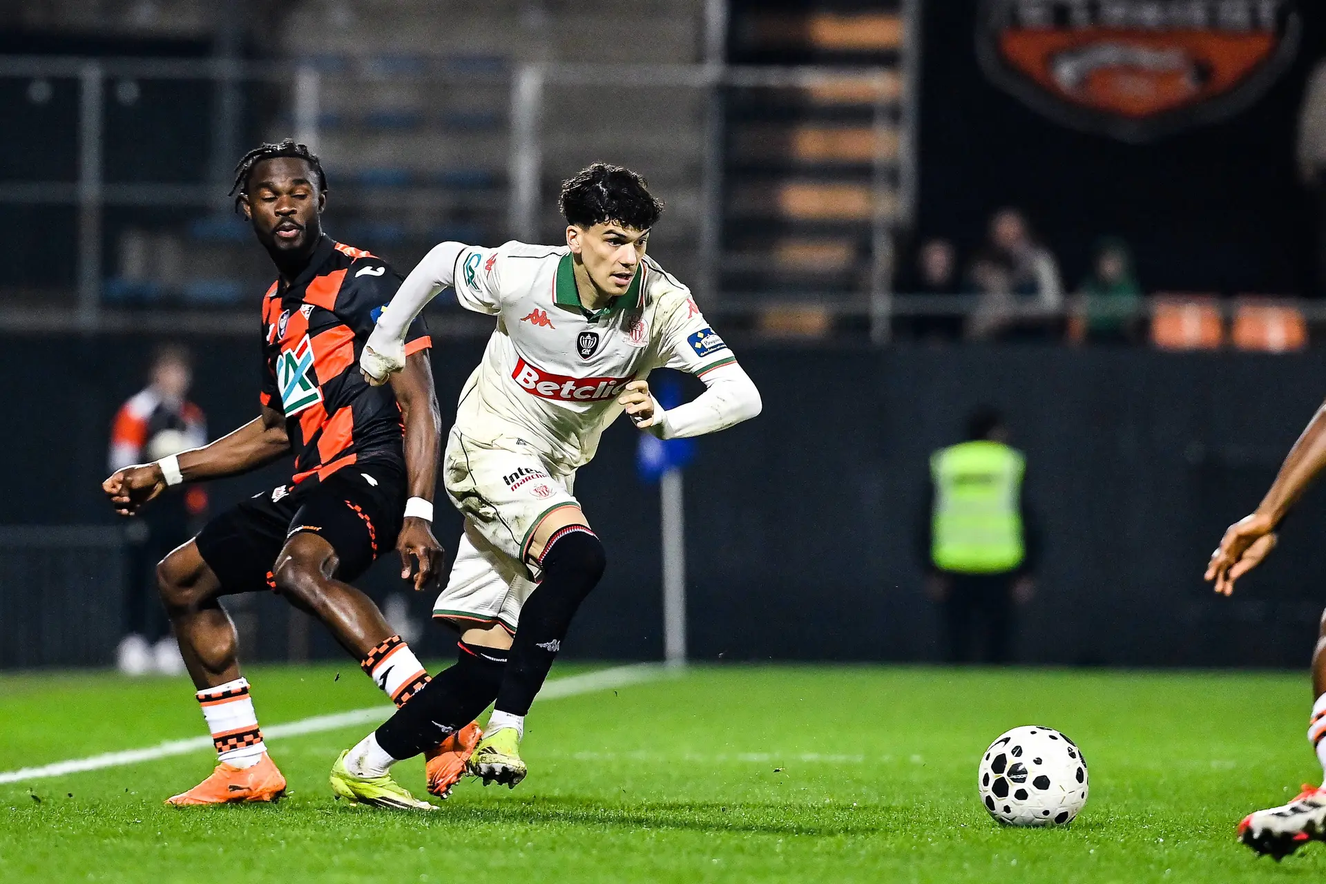 OL : Signature prévue le 1er juillet, il ne veut que Lyon