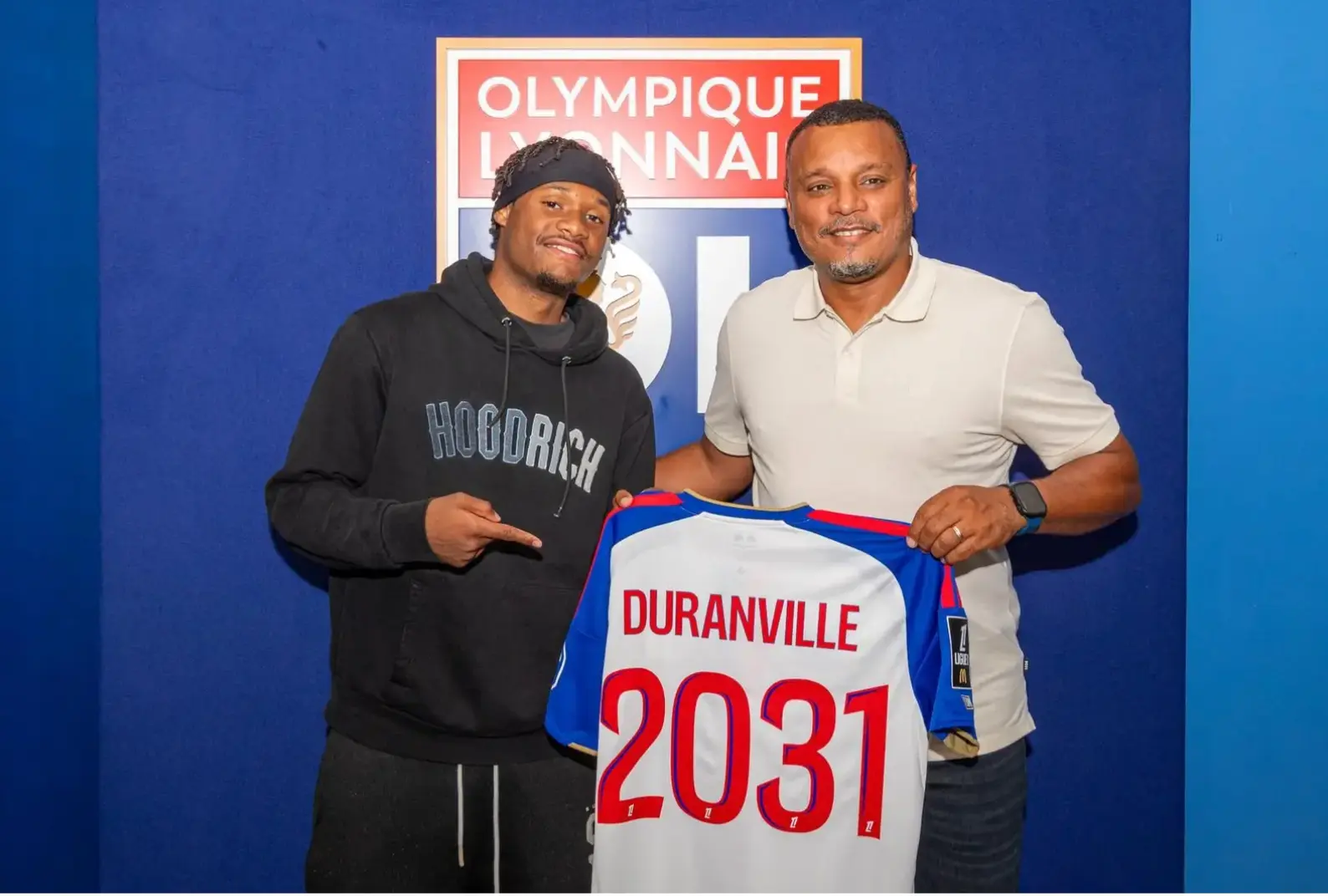 Duranville signe à l’OL, et c’est original