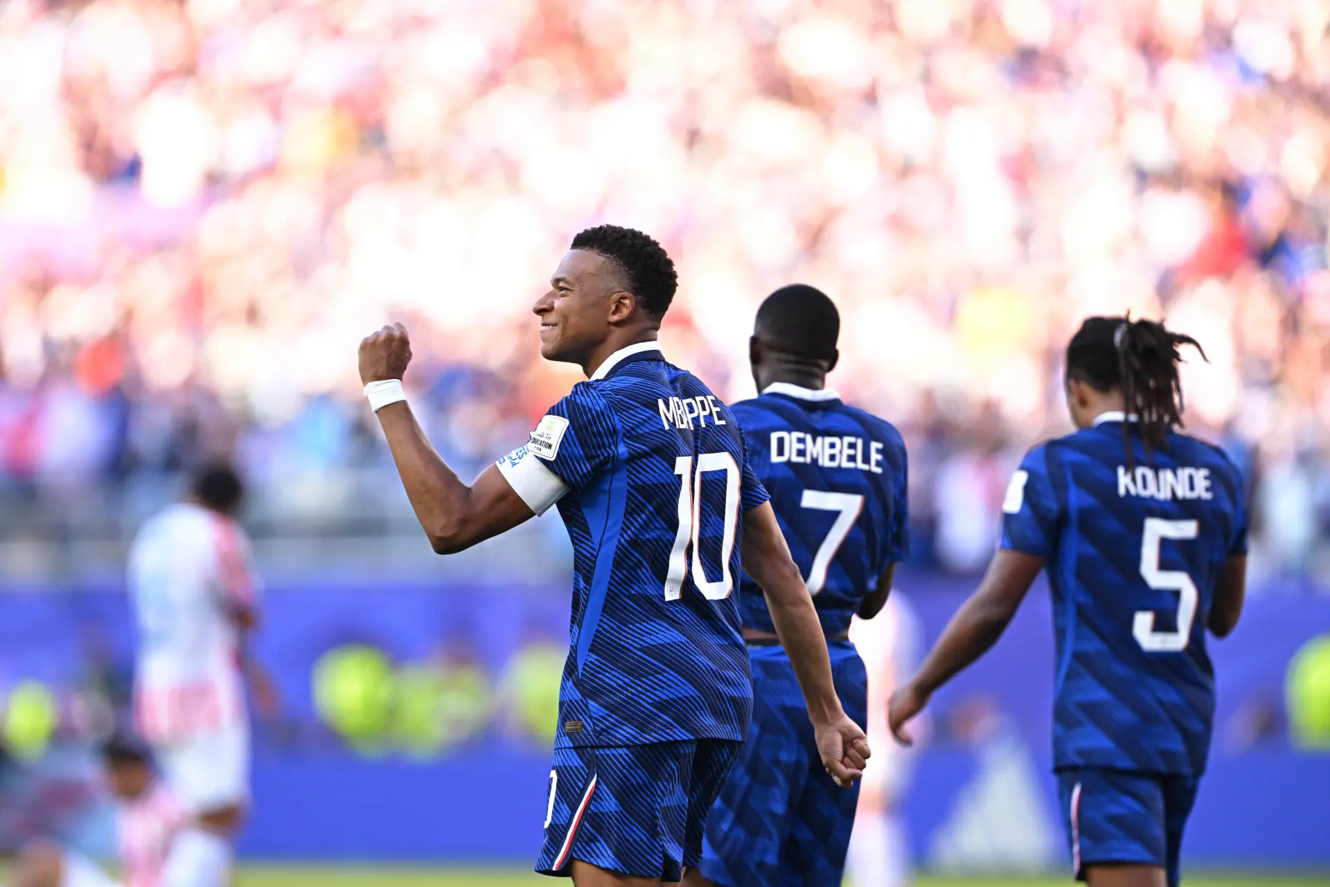Mbappé sort la France d'un pur traquenard contre le Paraguay