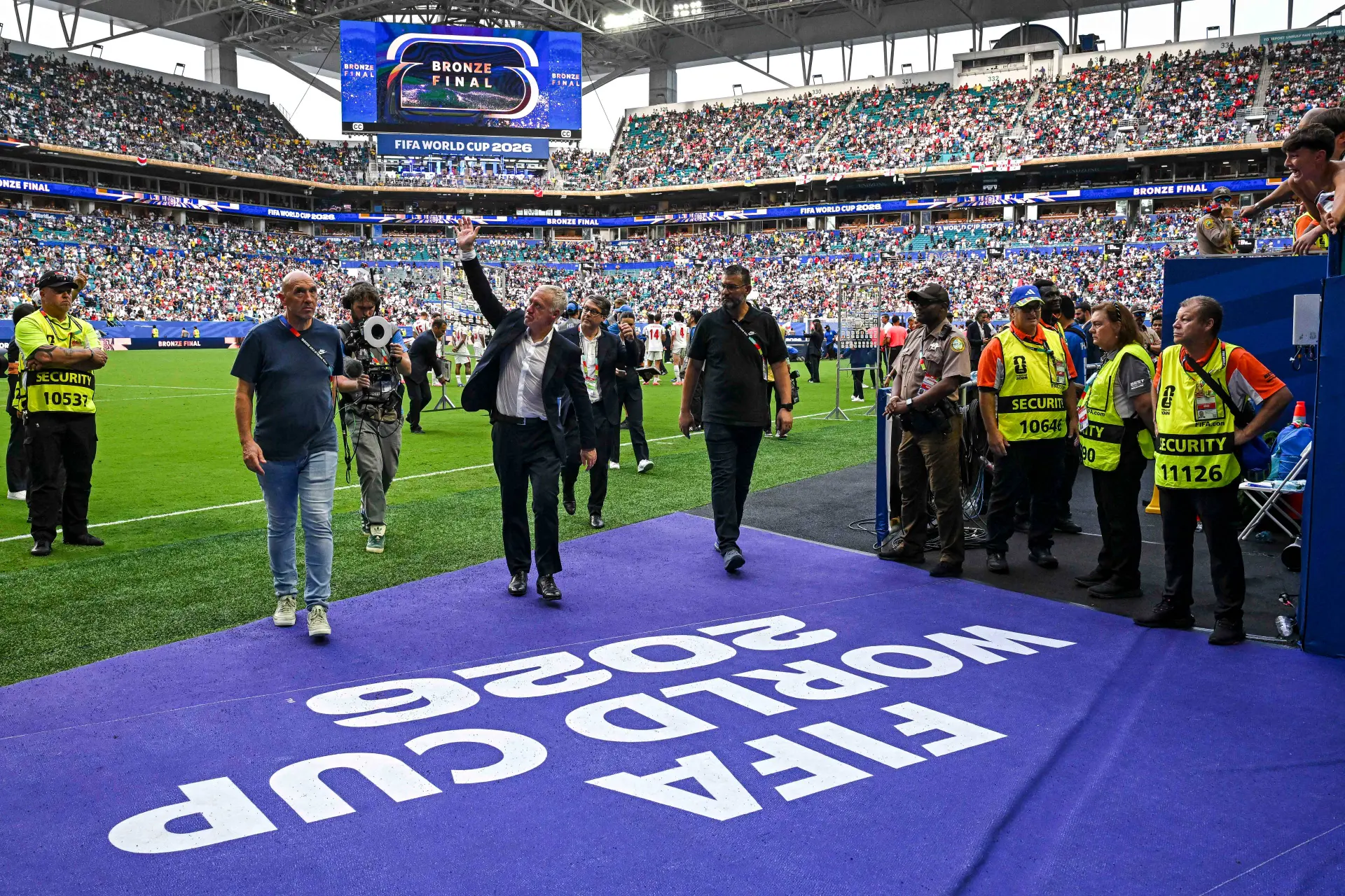 Edf Cest Ecrit Deschamps Va Hanter Zidane