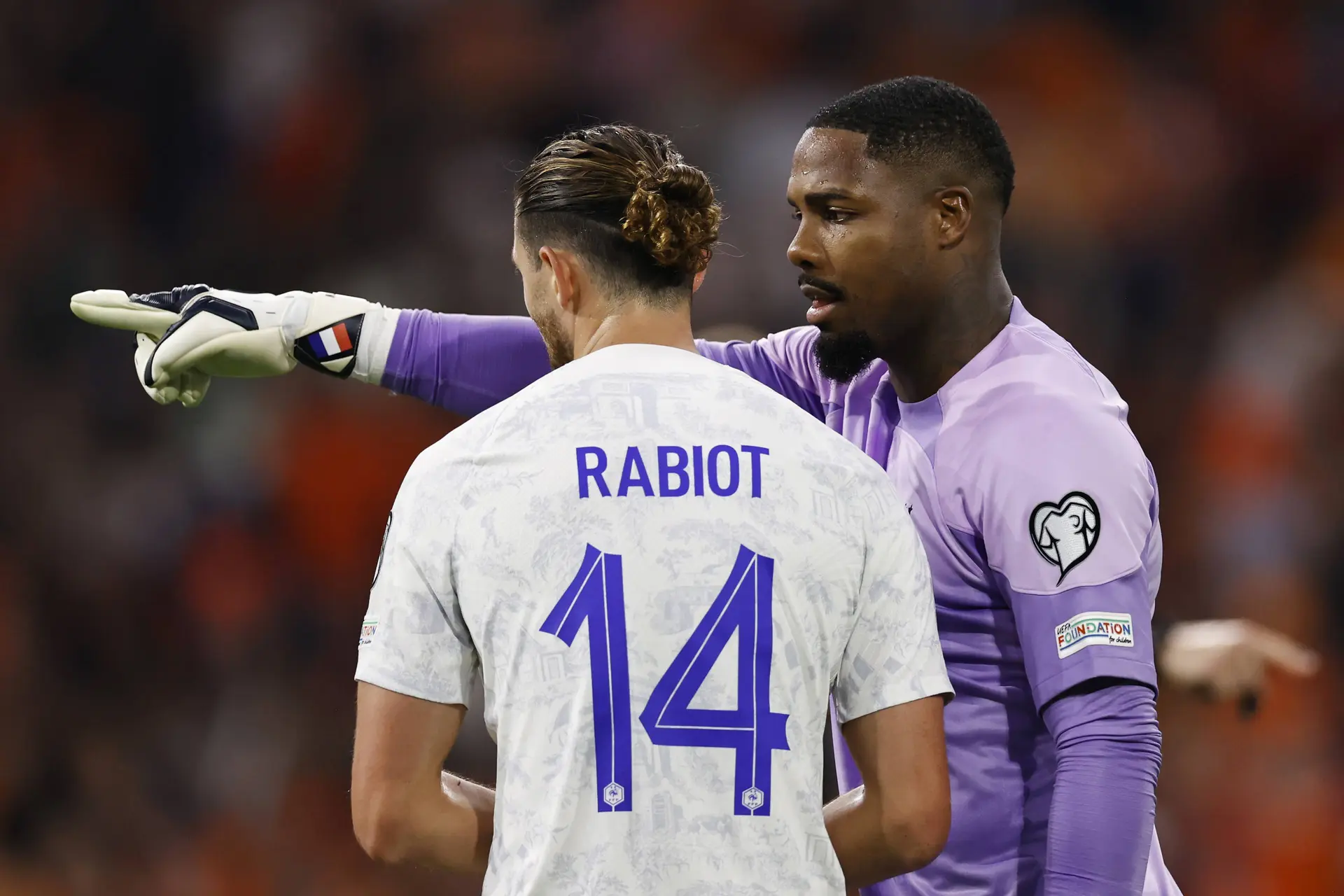 Rabiot Et Maignan Font Scandale A Milan Ils Nont Rien Vole