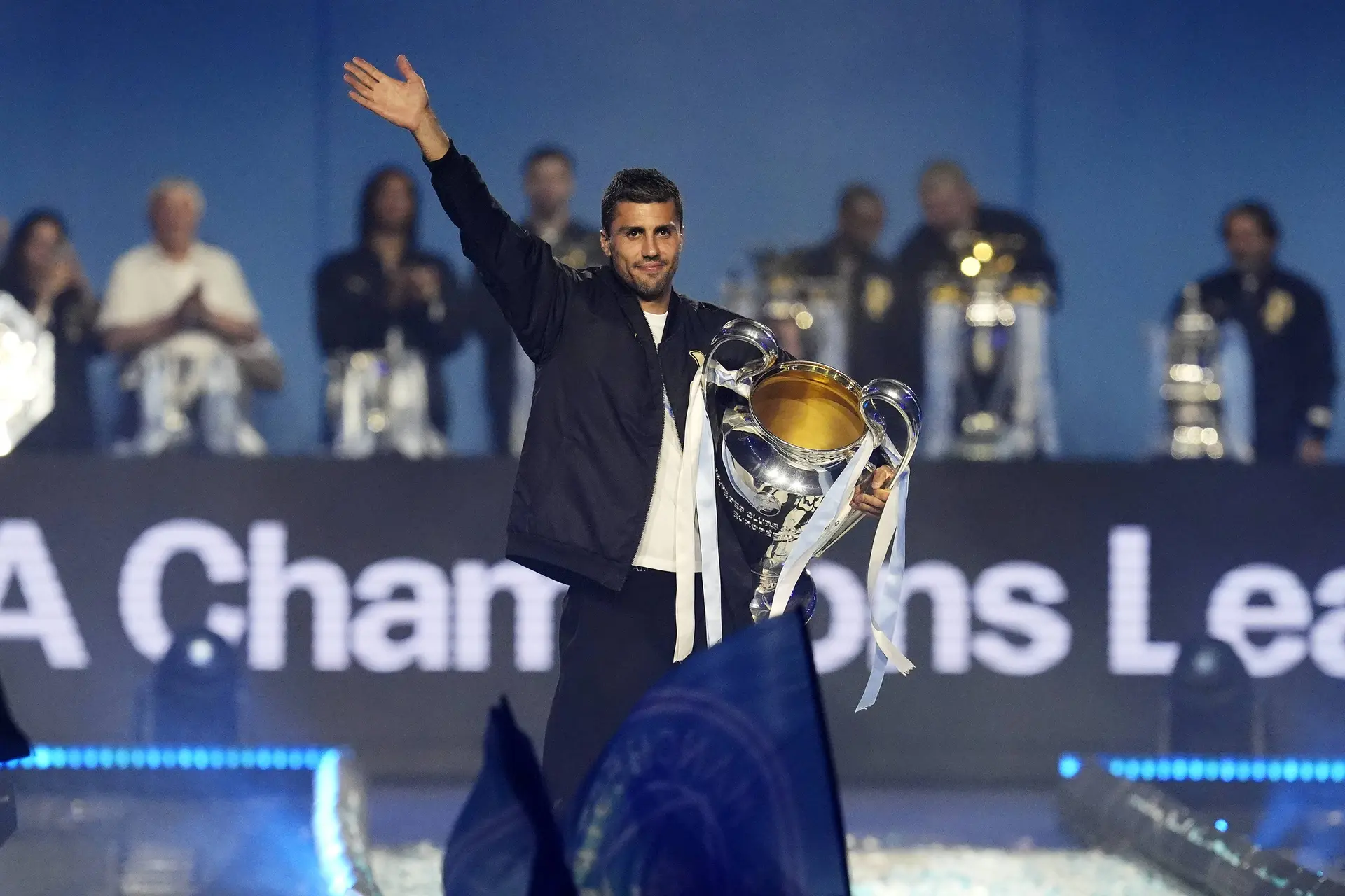 Officiel Rodri Signe Au Fc Barcelone Pour 60 Me