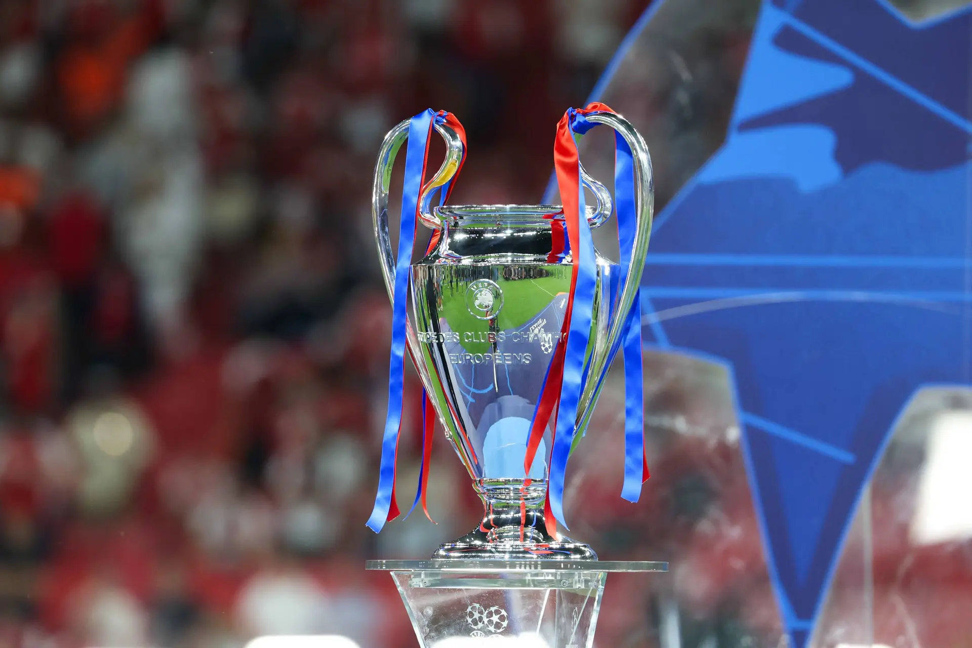 Ldc Tirage A 18h00 Les Chapeaux Devoiles