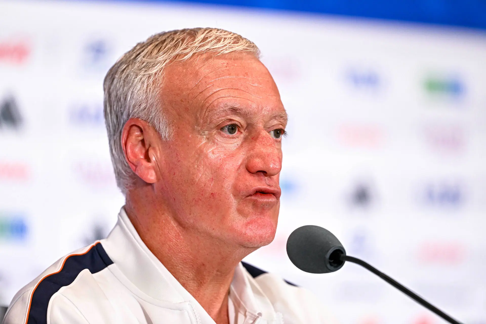 Didier Deschamps La Trahi Ce Champion Du Monde Lui Dit Merci