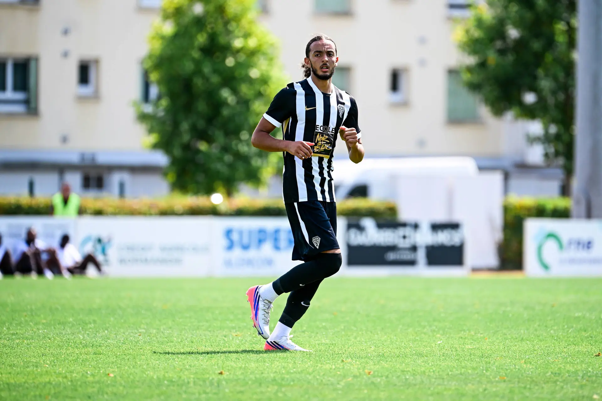 ICONSPORT_370685_0075