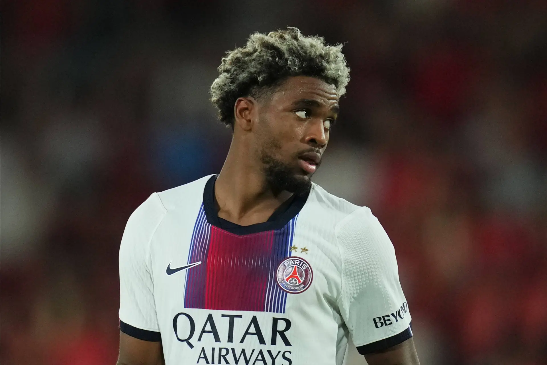 Le Psg Accroche Par Manchester United