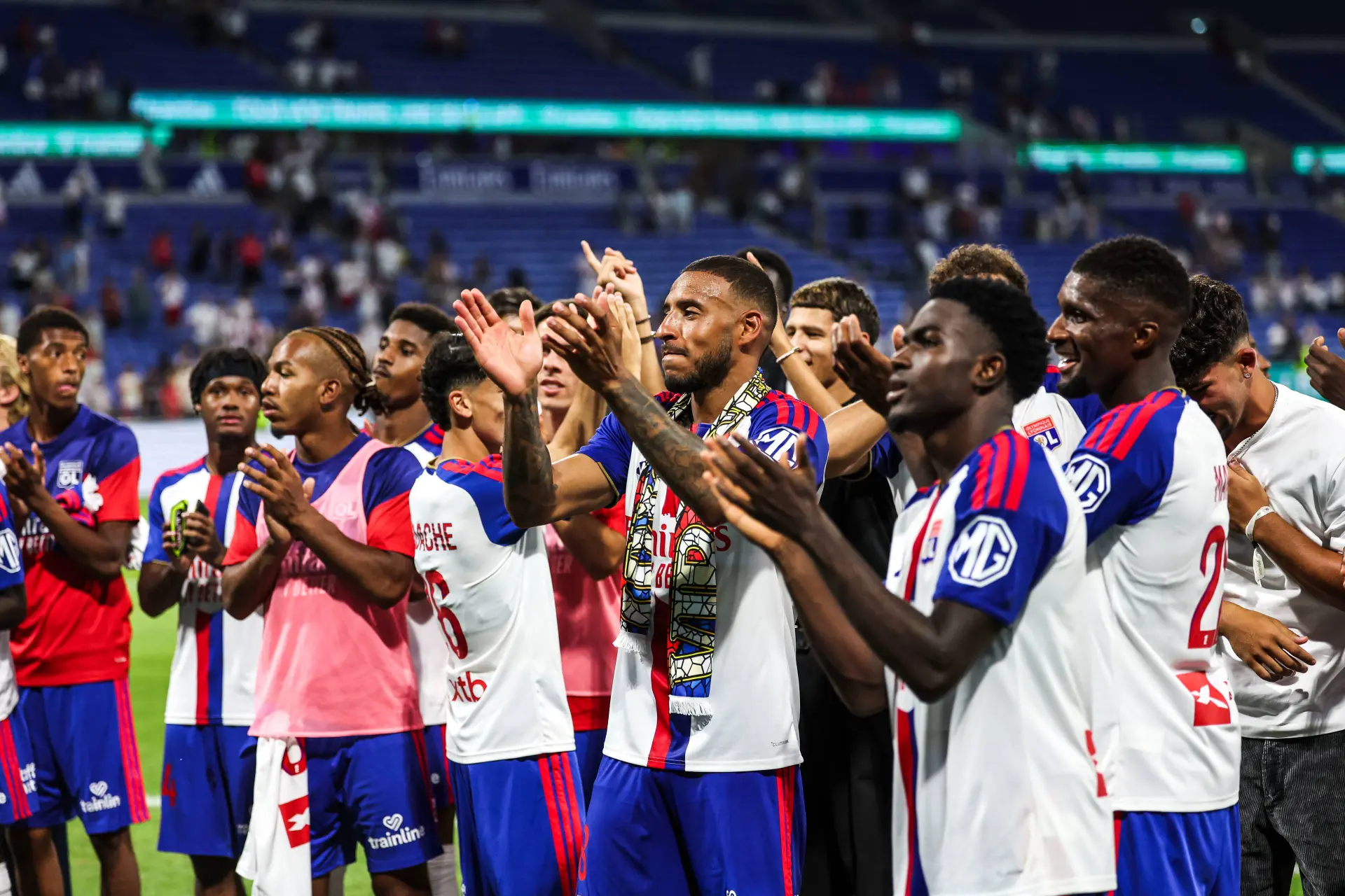 Ol 51000 Supporters Lyon Nen Revient Pas