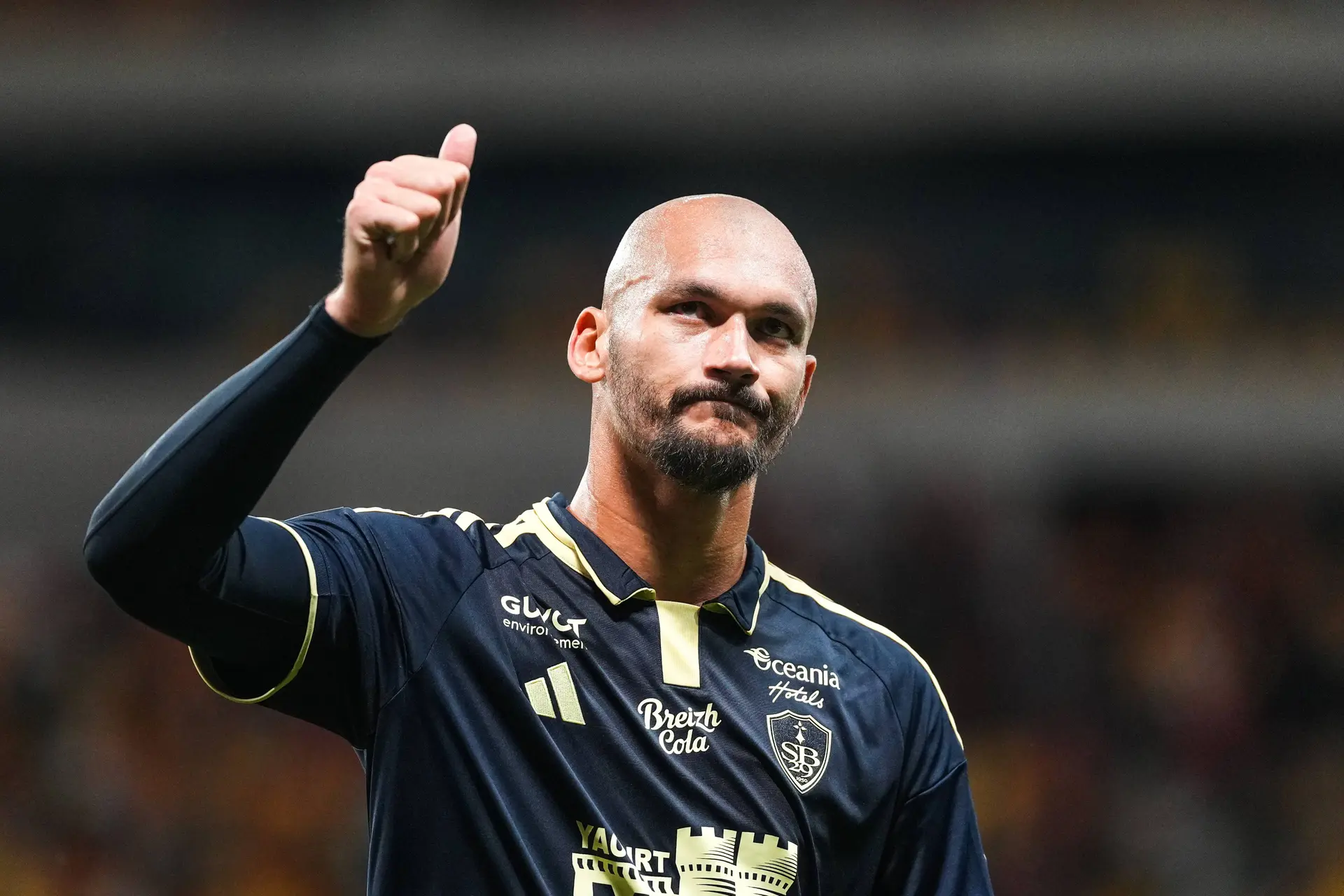 L1 Ajorque Sauve Brest Auxerre Chute A Domicile