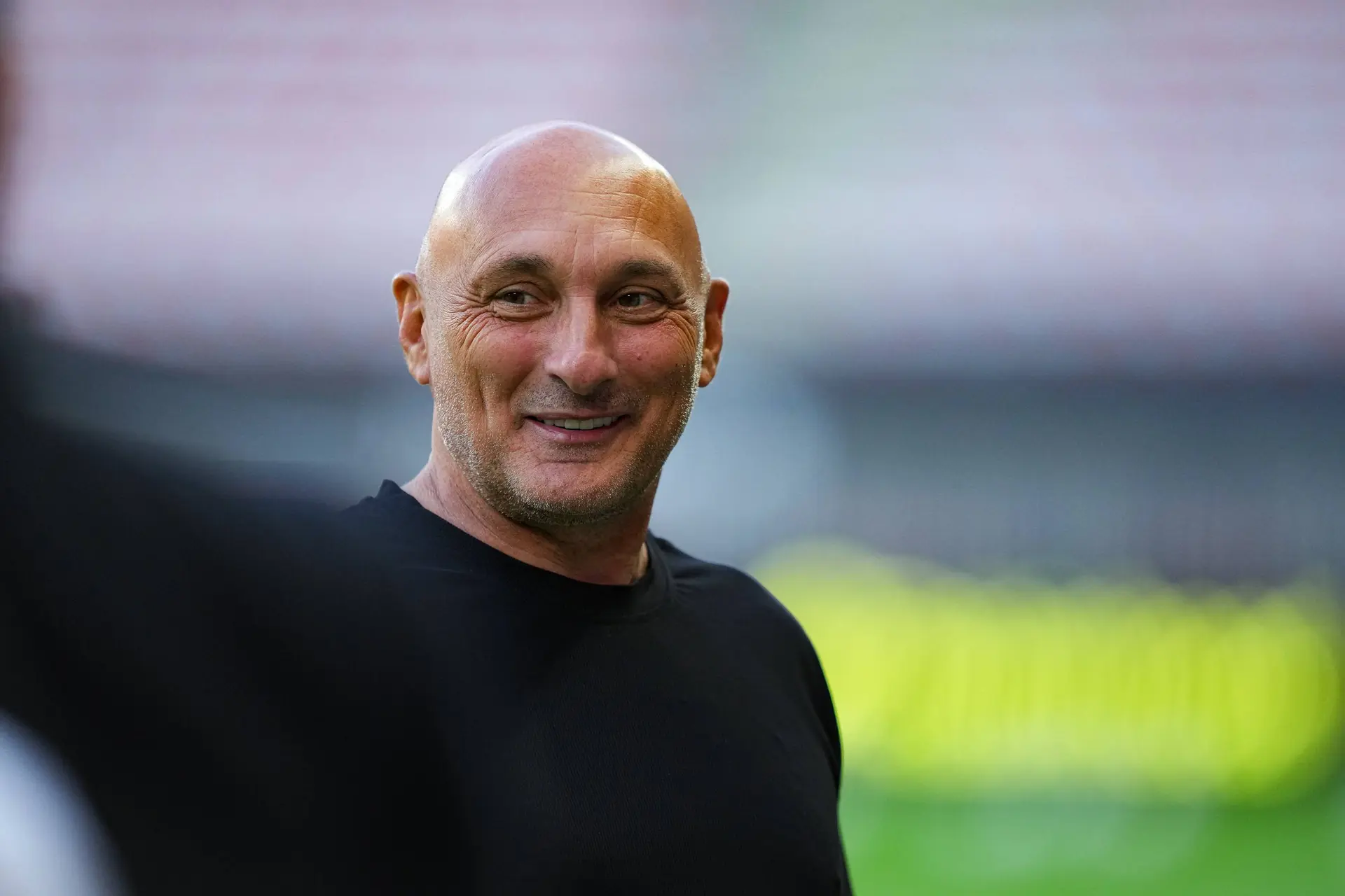Nice La Recrue Vedette Dineos Menagee A Paris