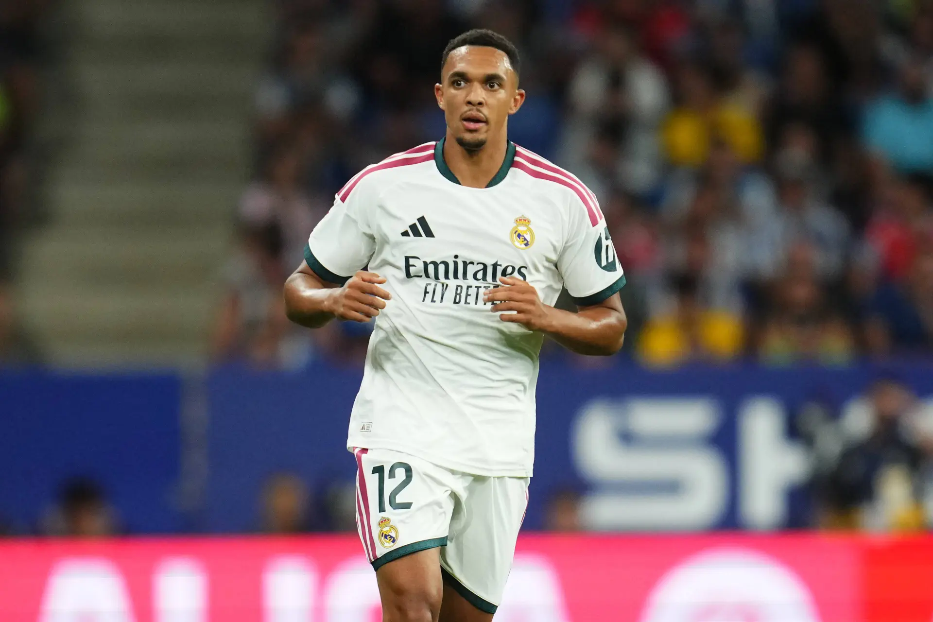 Alexander Arnold Le Depart Qui Fait Trembler Le Real