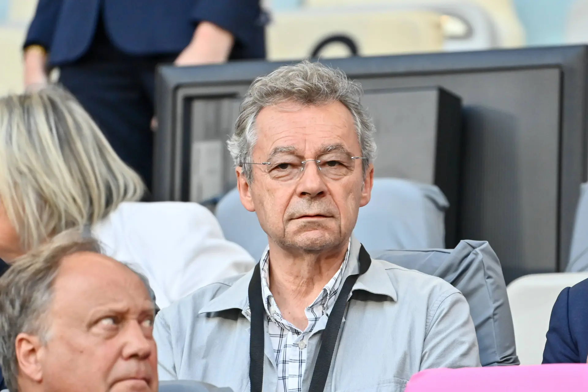 Je Coupe Le Son Michel Denisot Tacle Les Commentaires De Ligue 1