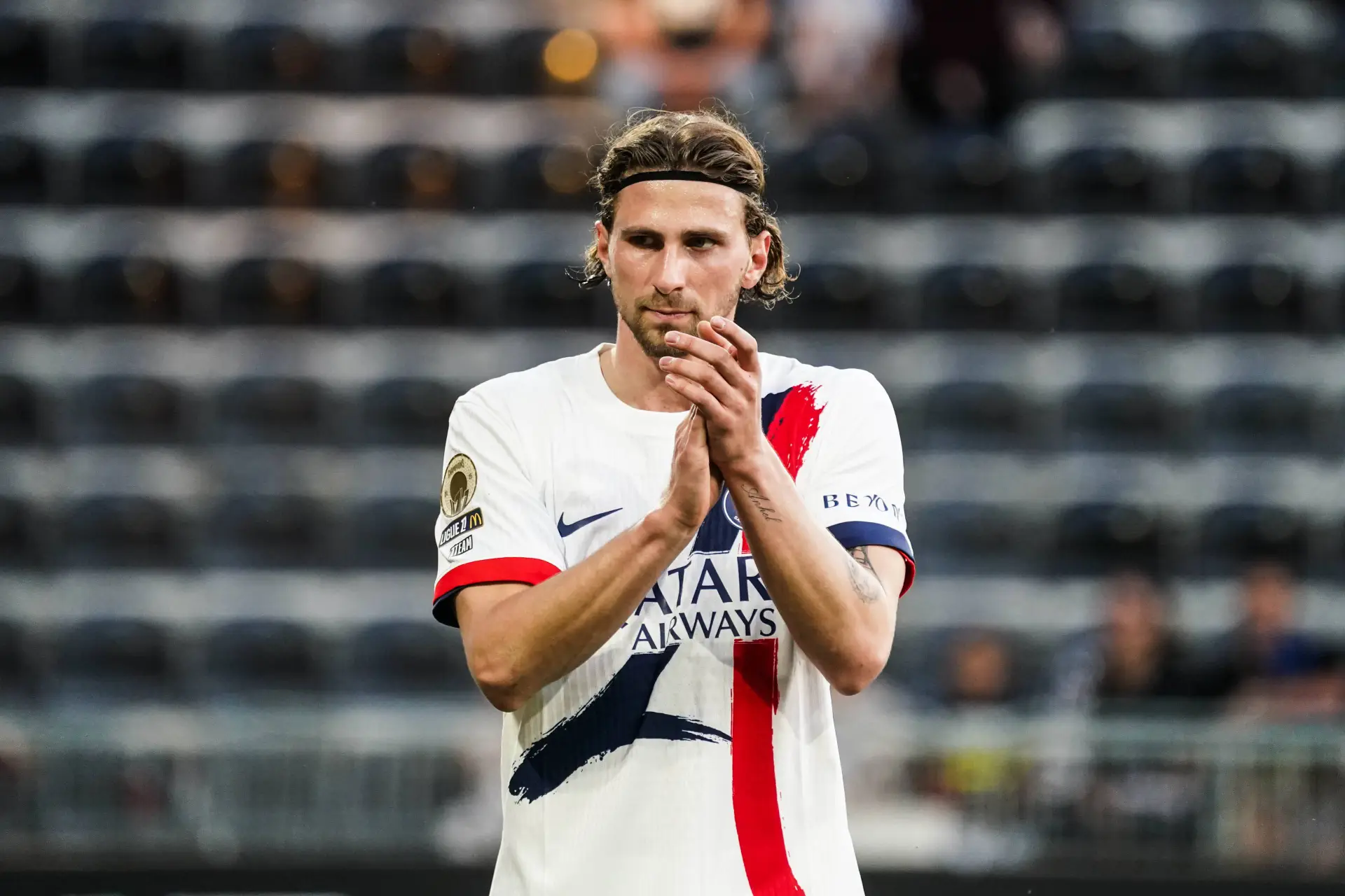 Psg Langleterre Sarrache Le Flop Zabarnyi