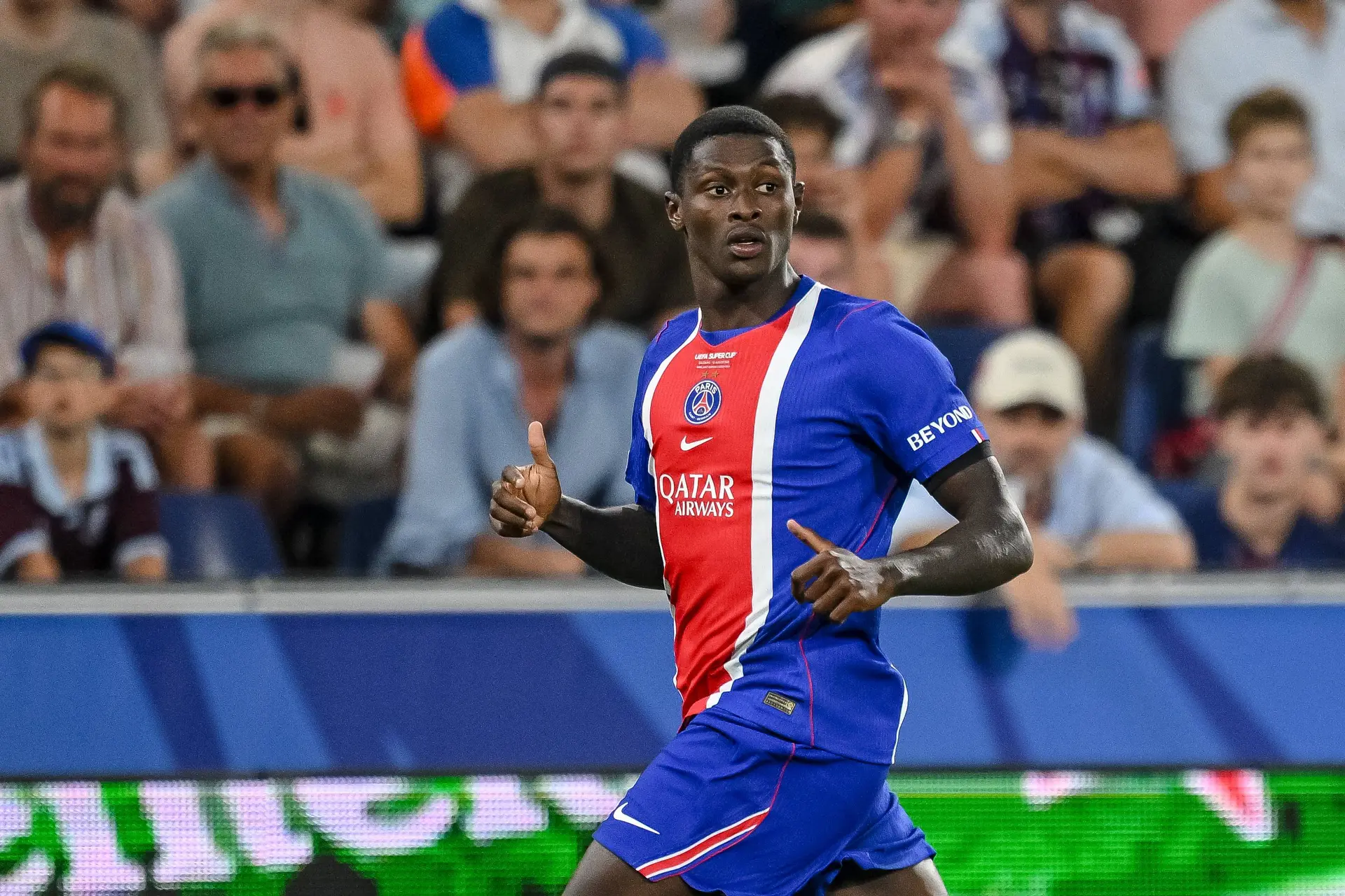 Psg Lequipe Agresse Un Parisien Nullissime A Brest