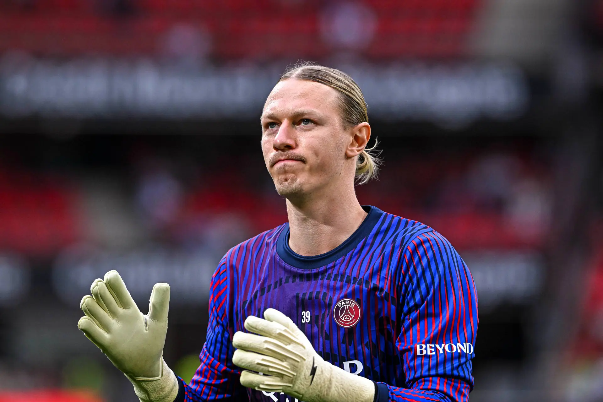 Ballon Dor 2026 Matvey Safonov Nomme Au Trophee Yachine