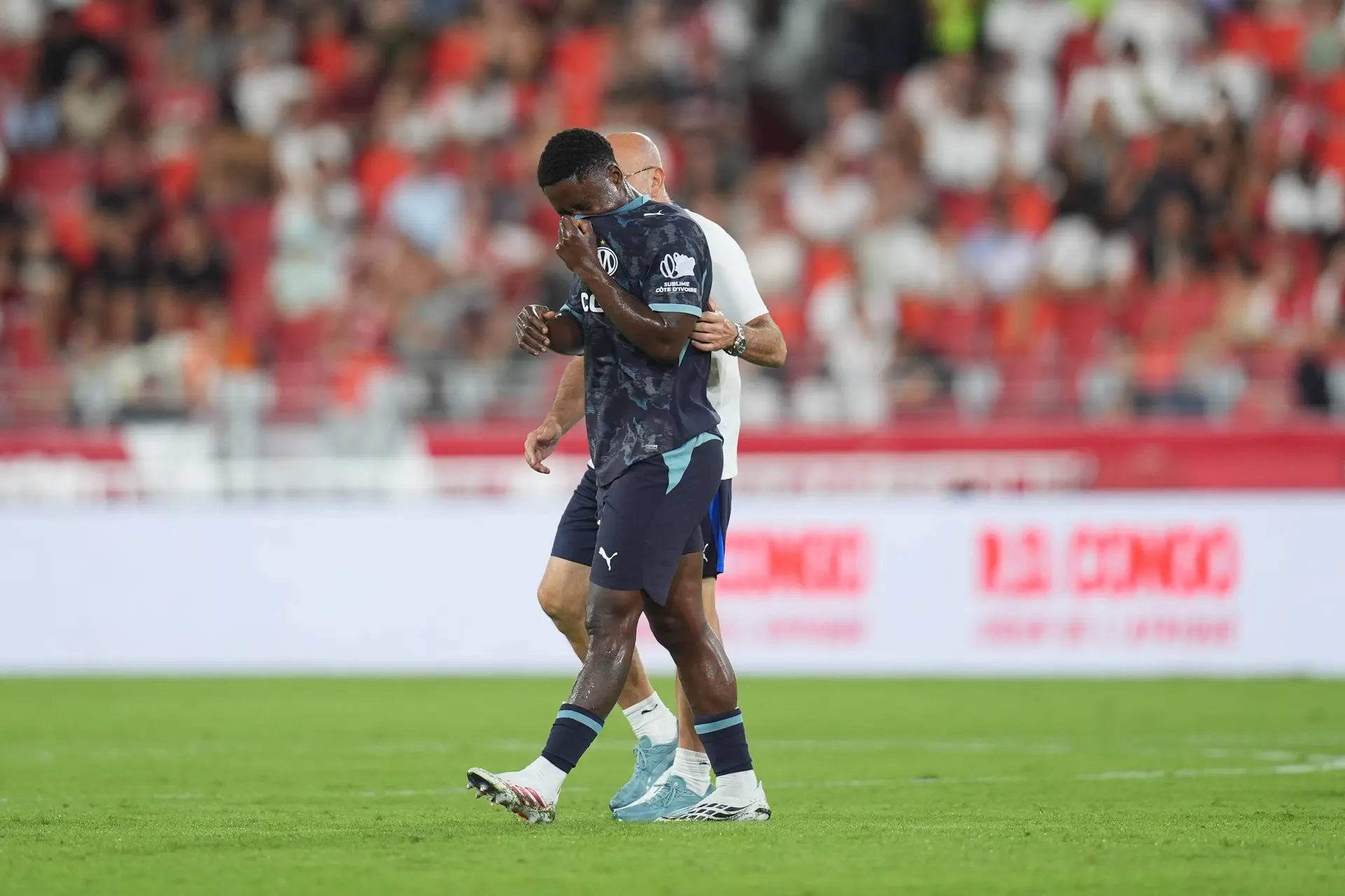 ICONSPORT_373048_0192