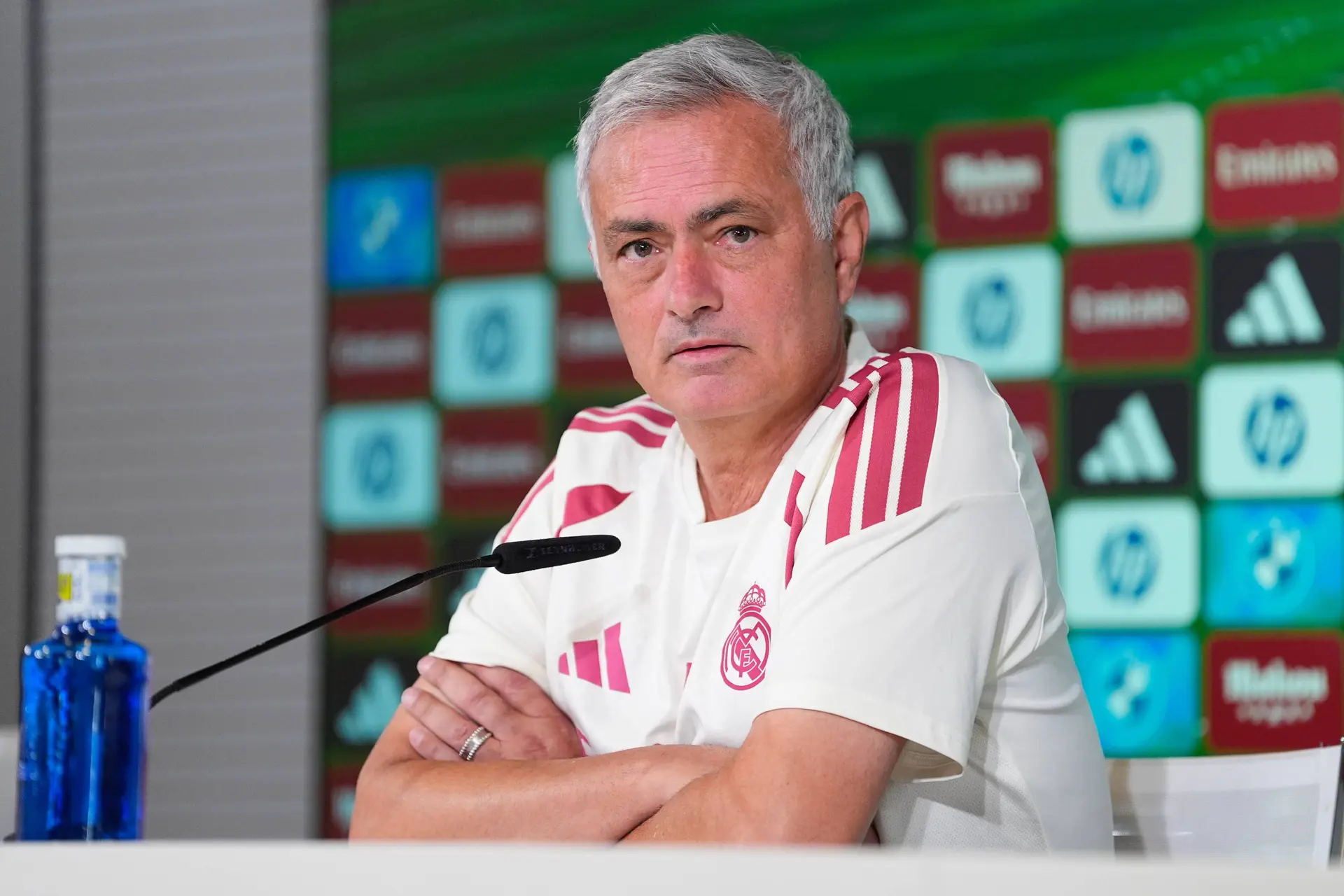 Mourinho Attaque La L1 Lol Lui Repond