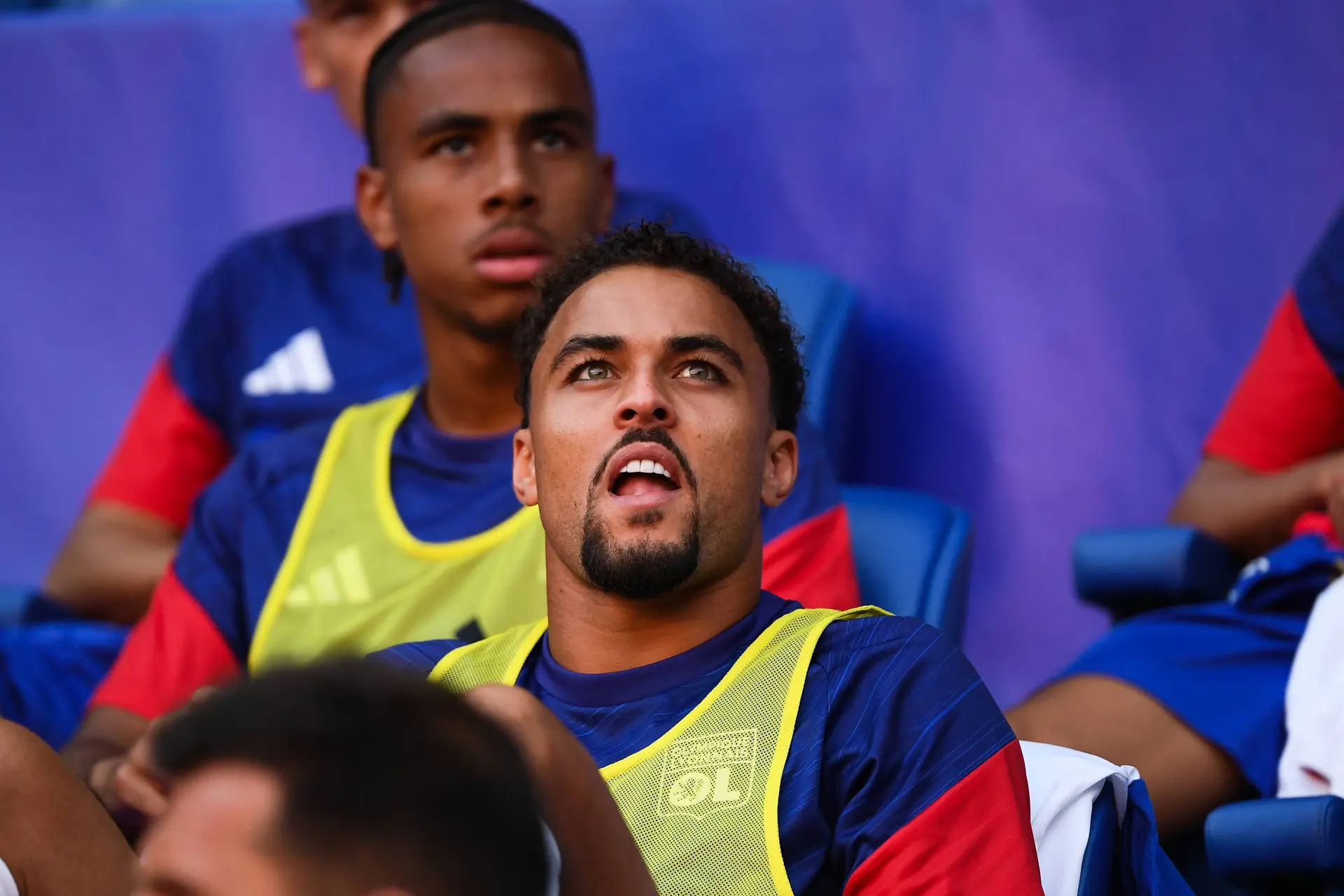 Ol Kluivert Nose Pas Sen Prendre A Fonseca