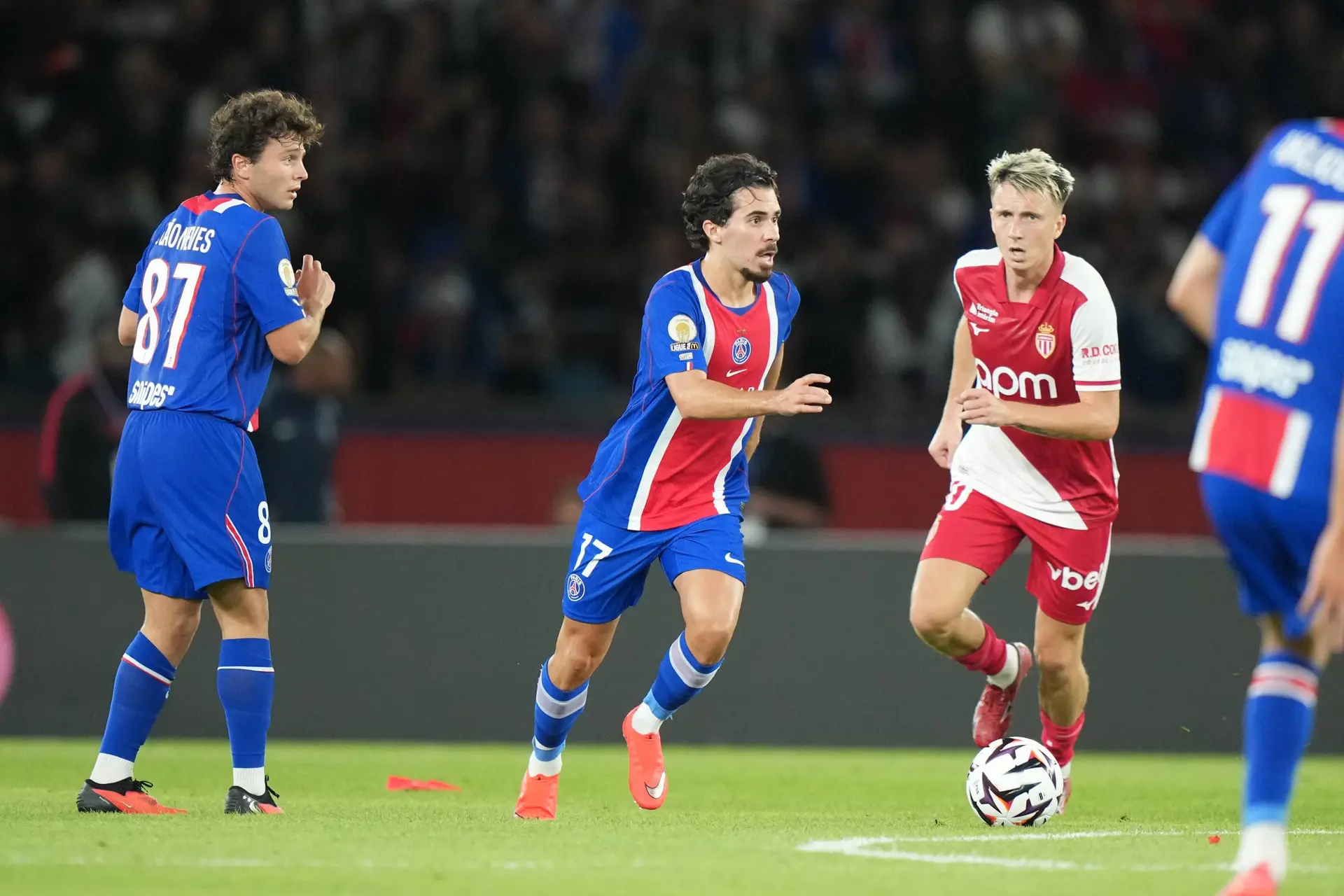 L1 Gros Coup De Pouce Pour Monaco Dans La Course Au Titre