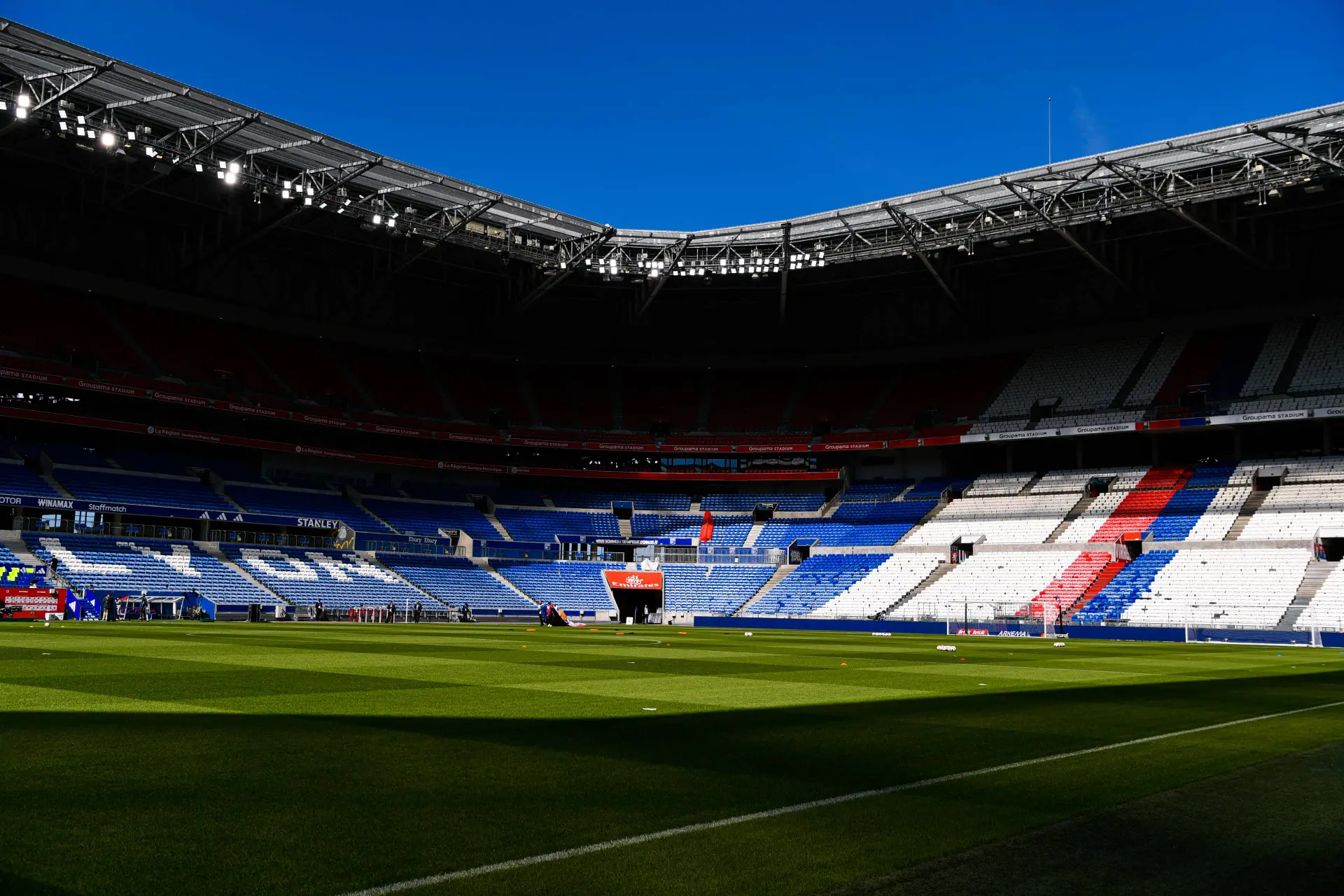 Ol Rennes Acces Bloque Au Groupama Stadium La Colere Monte