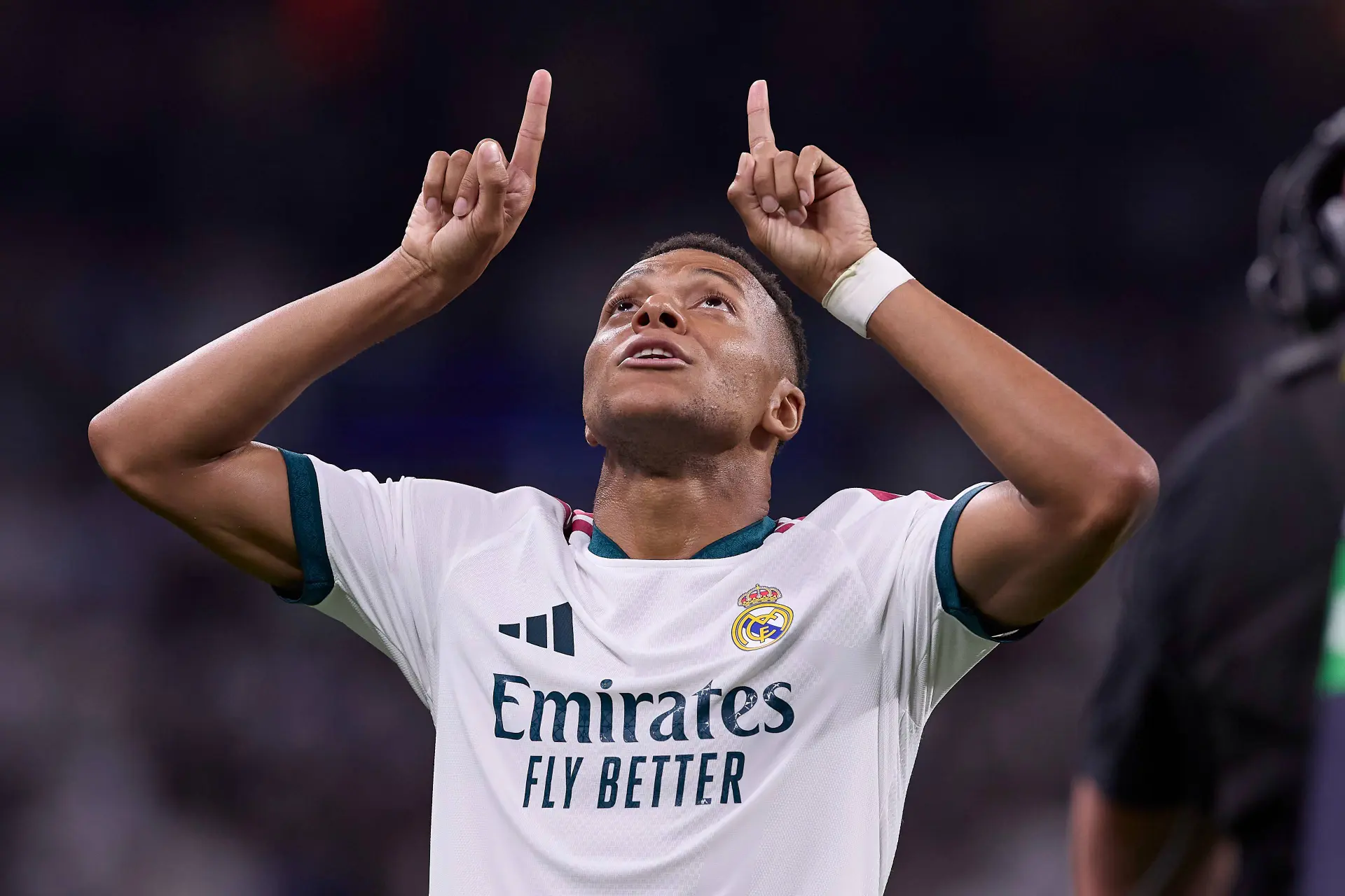 Ballon Dor Benatia Ne Trouve Pas Mbappe Tres Malin