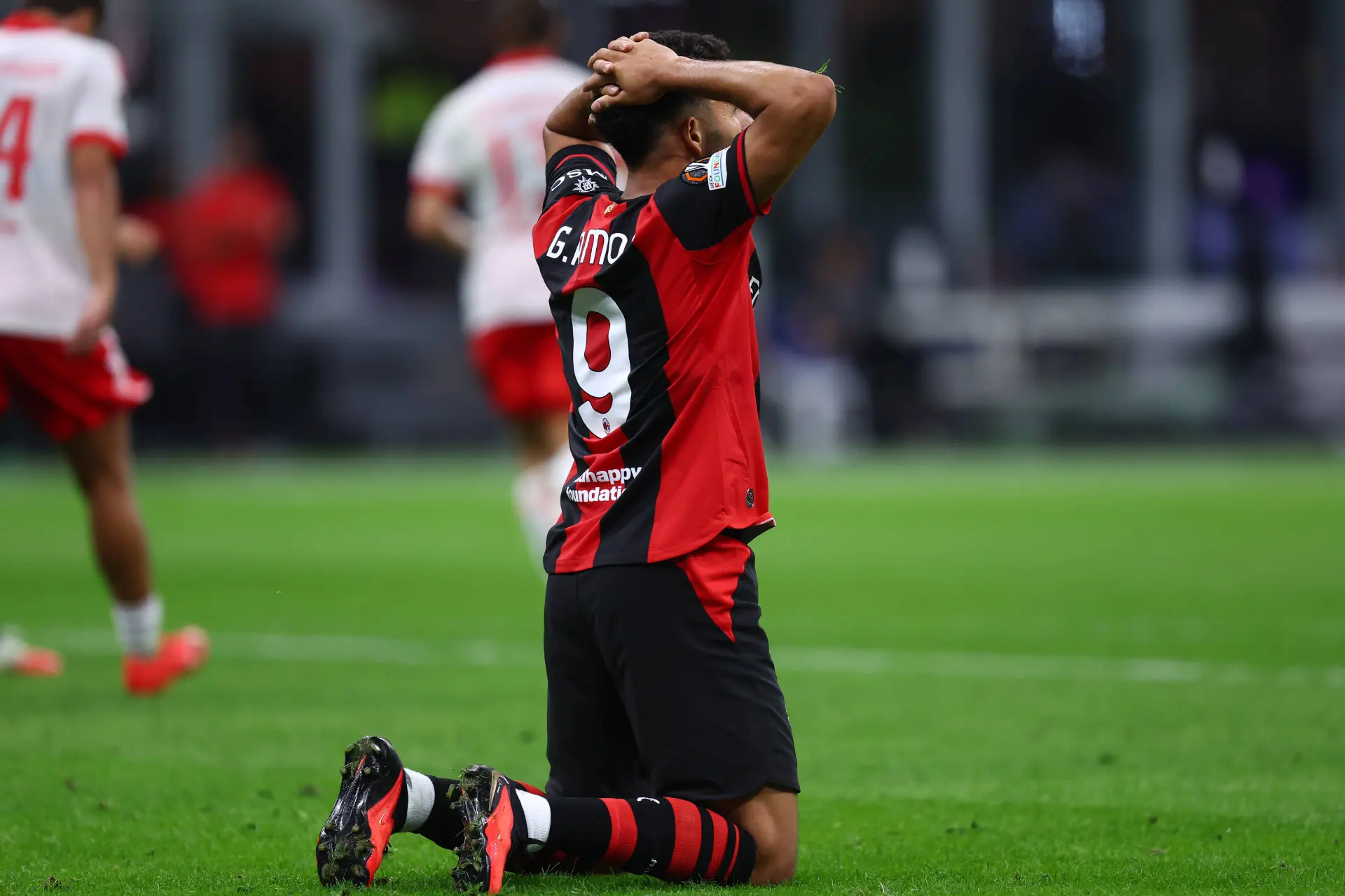 65 Millions Deuros Le Milan Ac Arnaque Par Le Psg