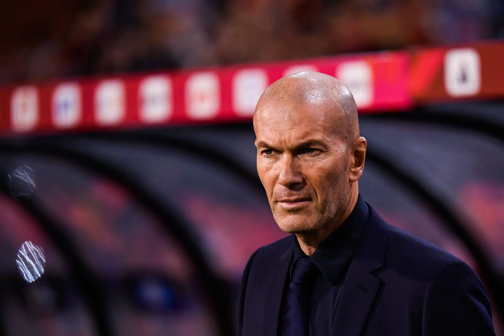 Edf Zidane Na Que Le 7e Salaire Mondial Chez Les Selectionneurs