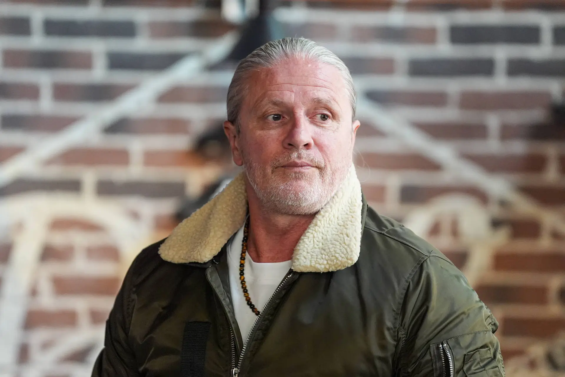 17 Octobre Cassez Vous Emmanuel Petit Chasse Les Pilleurs