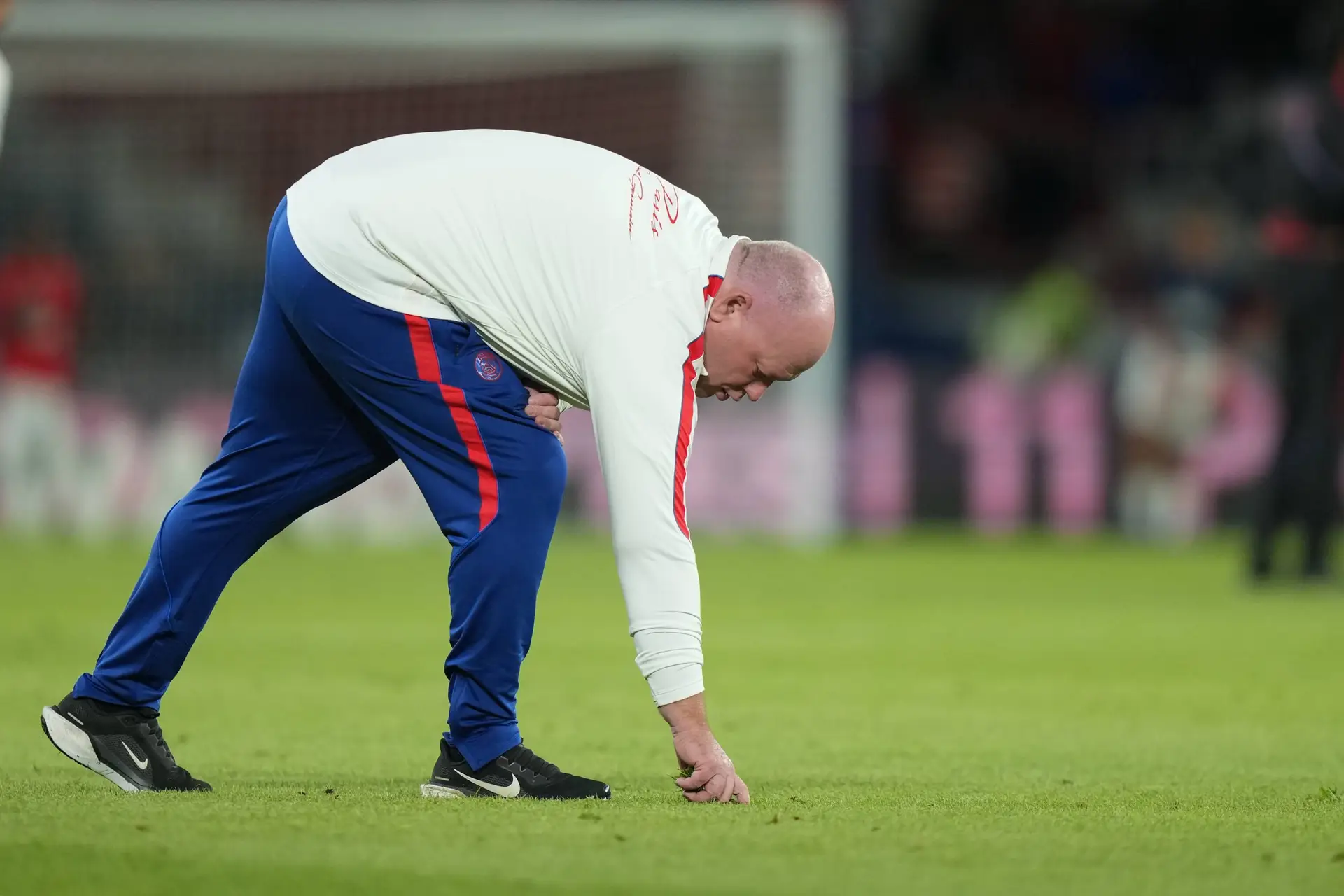Calderwood Bientot Vire Le Psg A Bien Faute