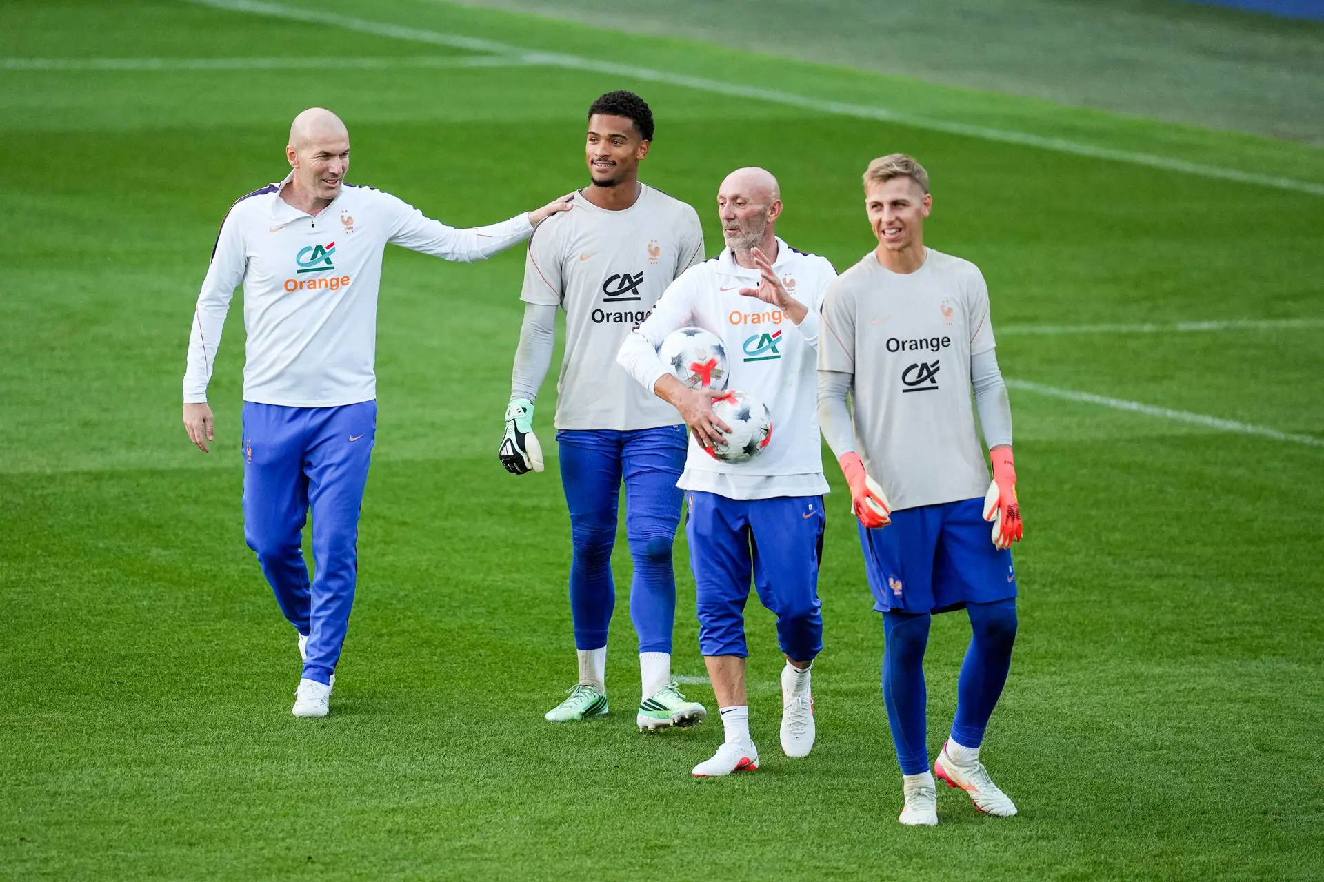 France Belgique Zidane A Encore Des Surprises En Stock