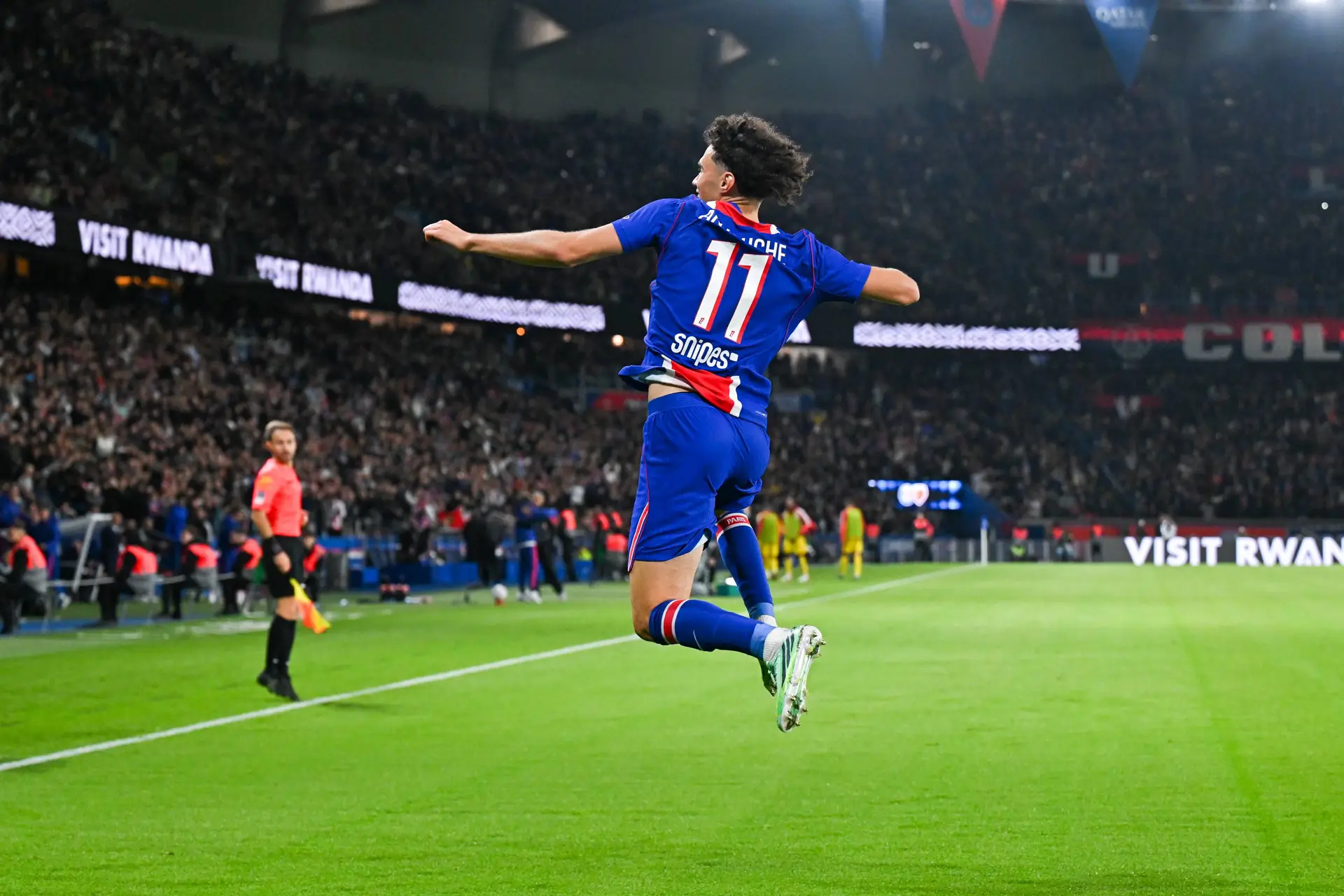Psg Akliouche Pour 50 Me Cest Un Coup De Genie